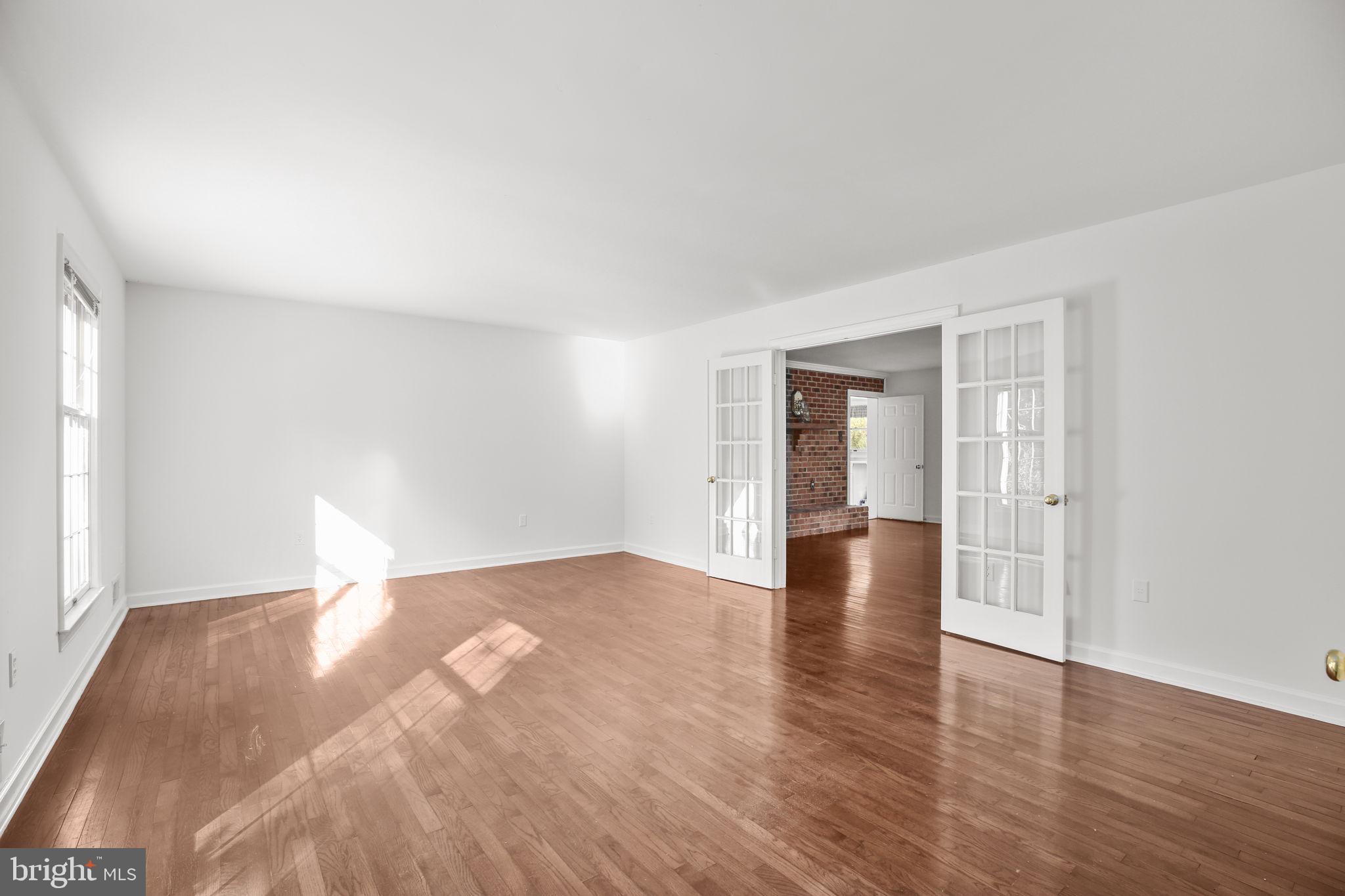 WOODBRIDGE - Residential