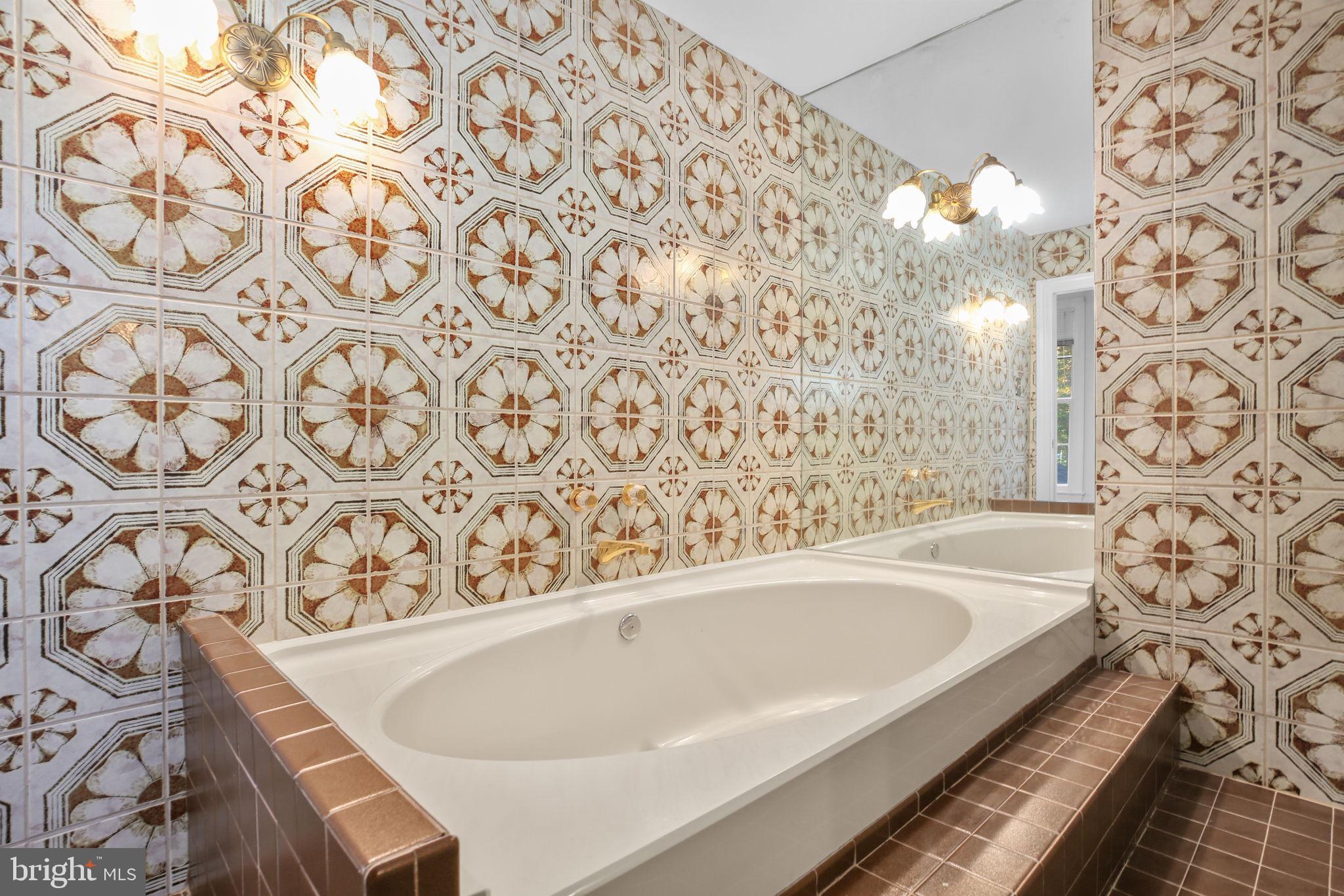 WOODBRIDGE - Residential