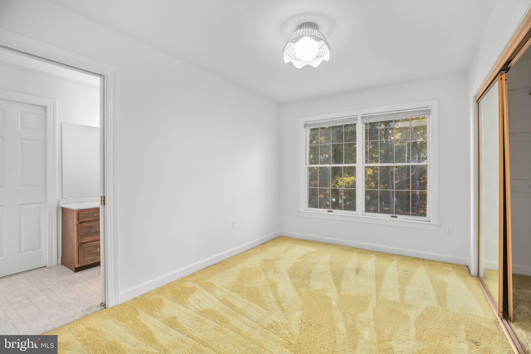 WOODBRIDGE - Residential