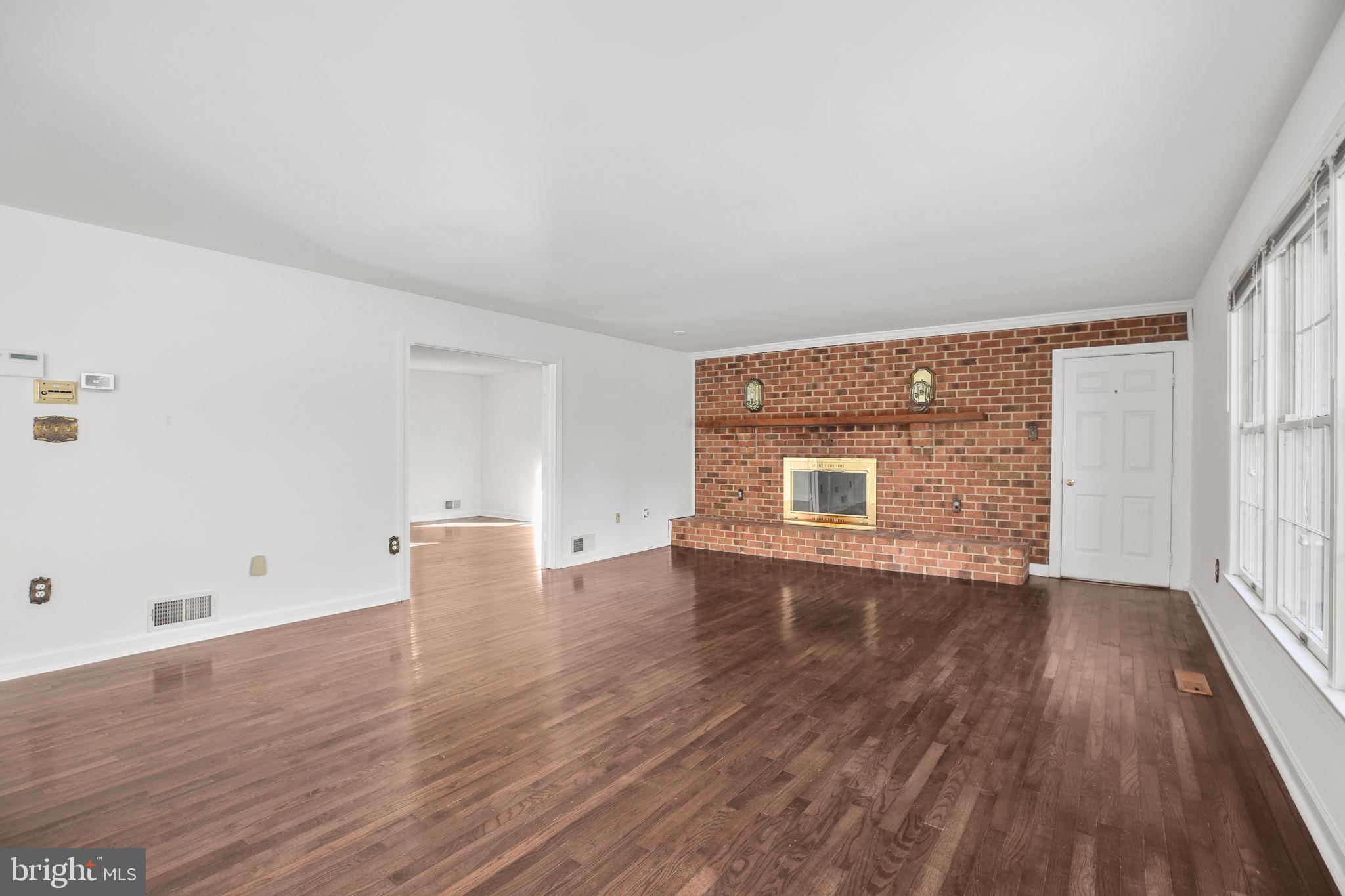 WOODBRIDGE - Residential