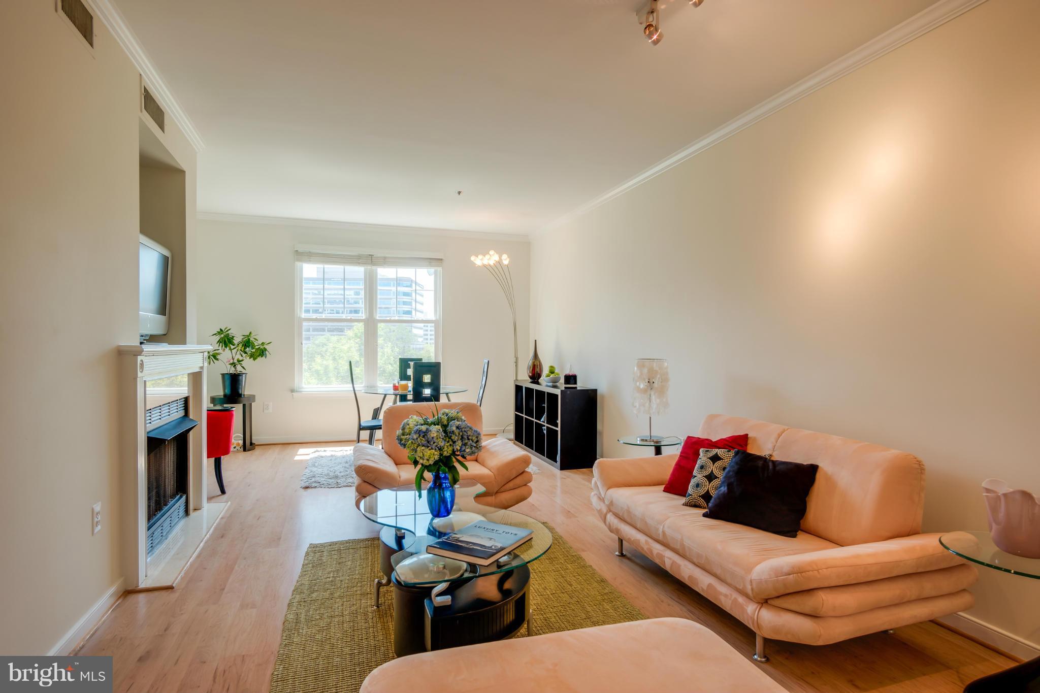 LILLIAN COURT AT TYSONS - Residential