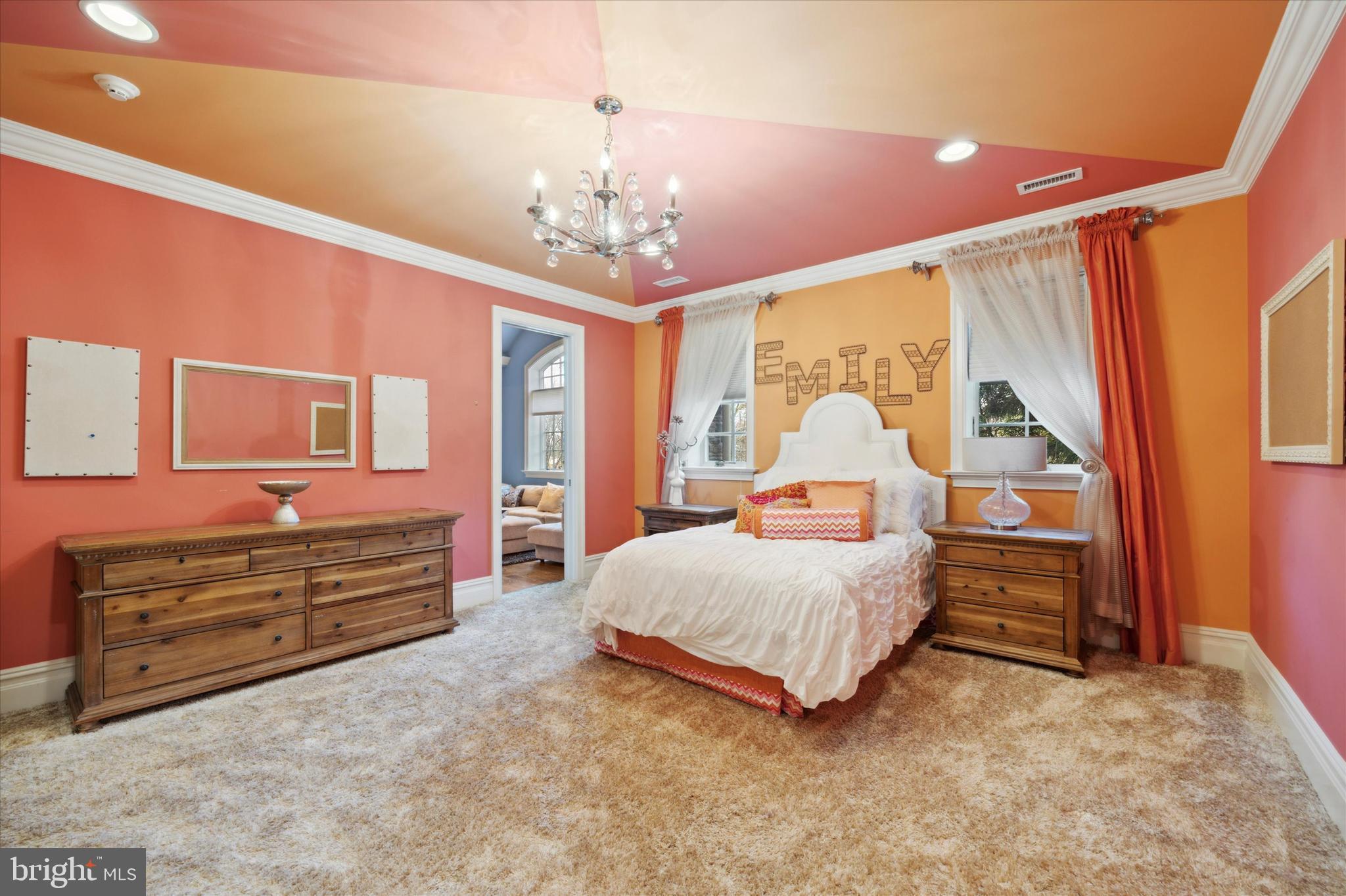 THE PINES - Residential