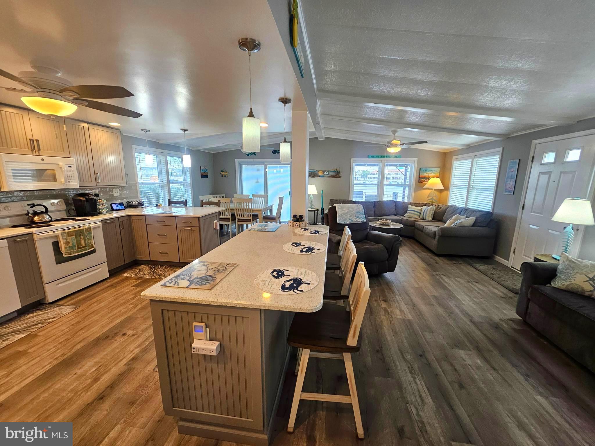 MONTEGO BAY - Residential