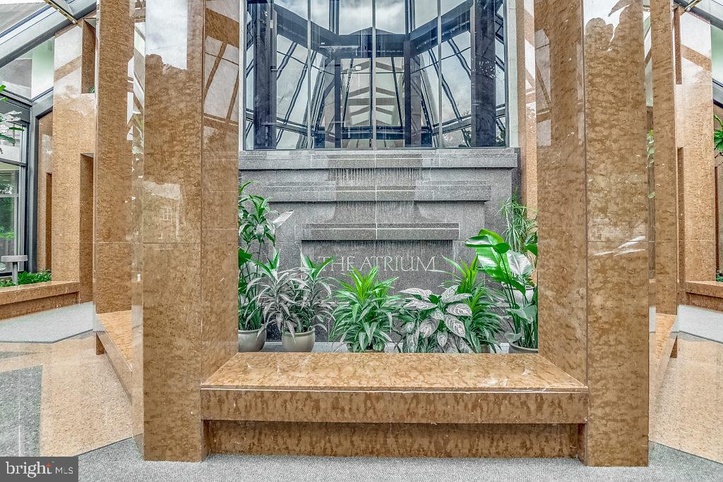 ATRIUM CONDO - Residential Lease