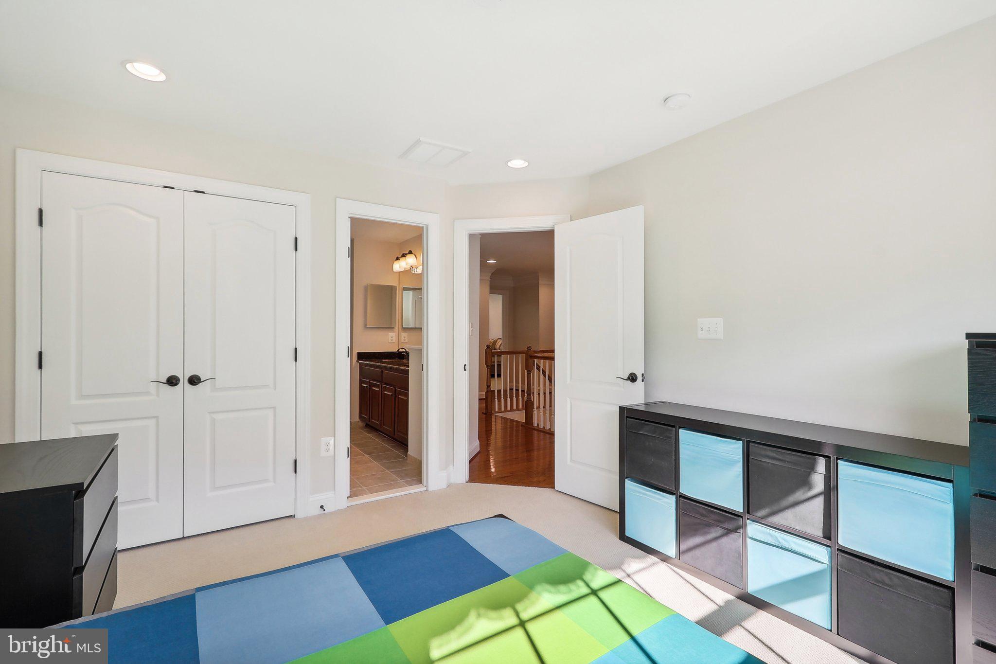 DALE CITY - Residential