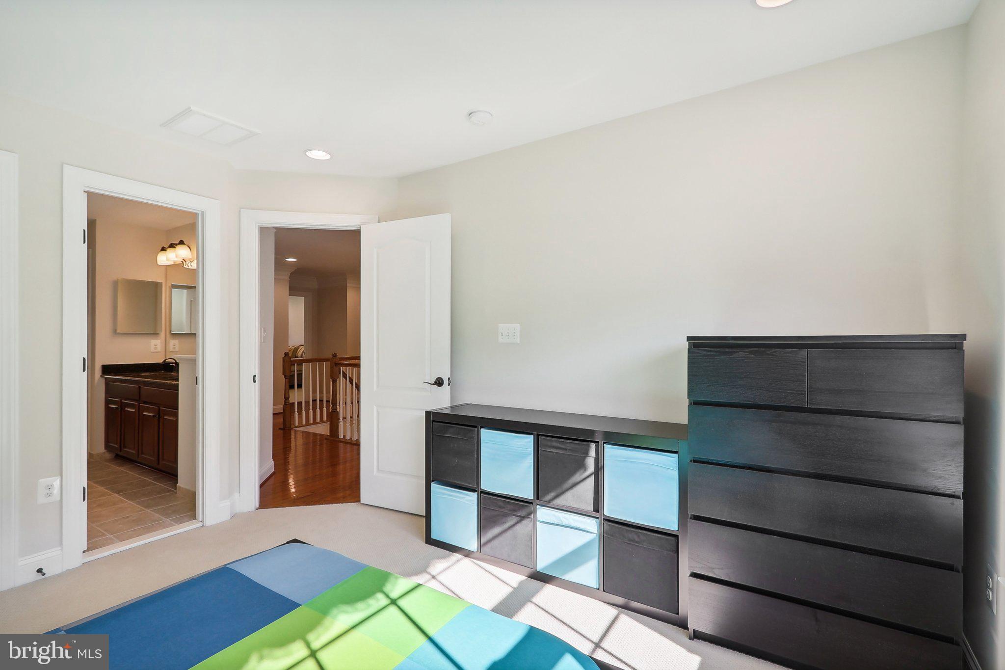 DALE CITY - Residential