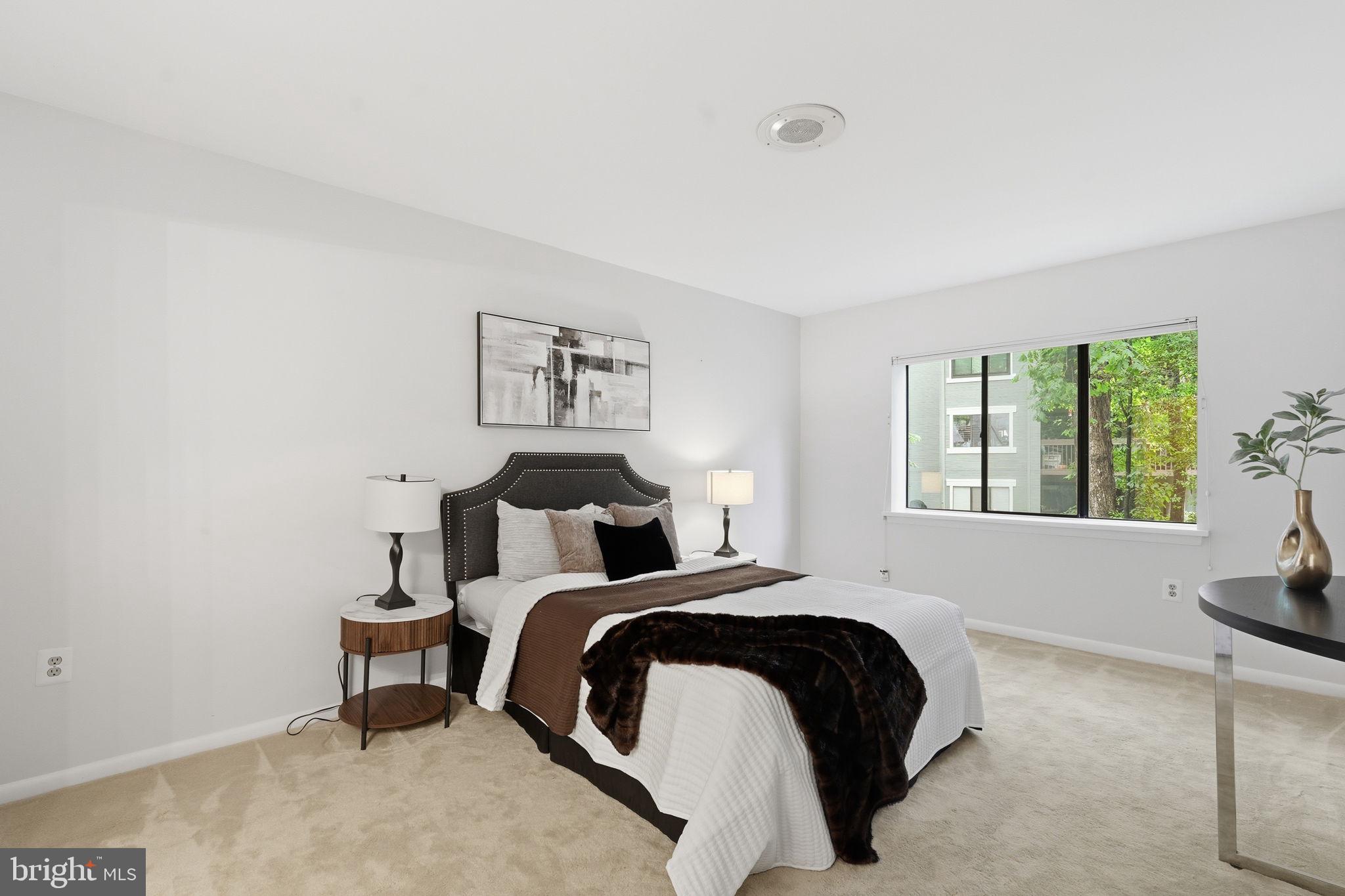 BRISTOL HOUSE - Residential