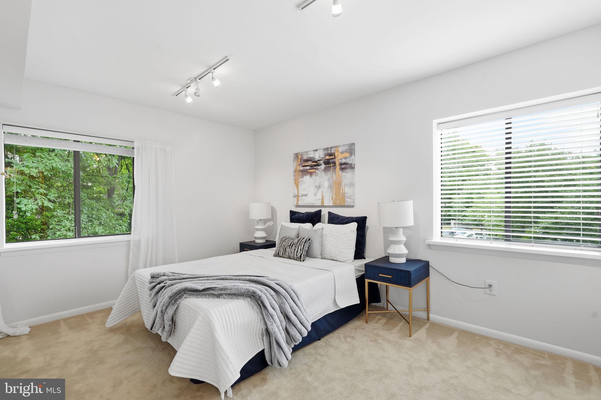 BRISTOL HOUSE - Residential