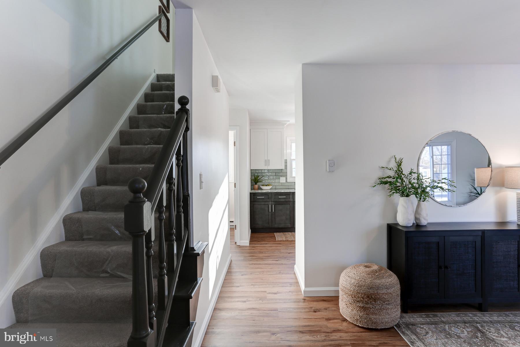 TWIN HILLS - Residential