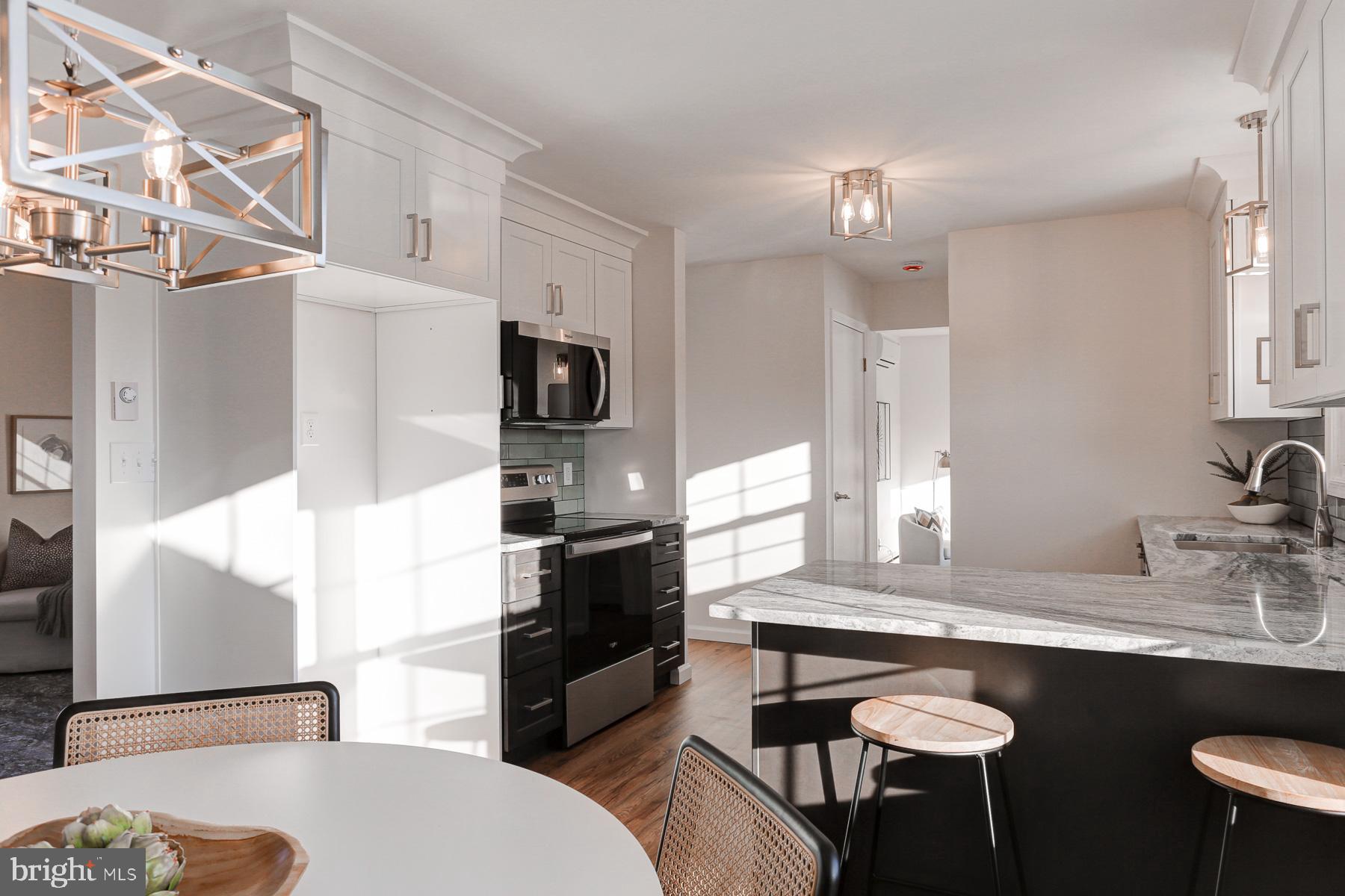 TWIN HILLS - Residential