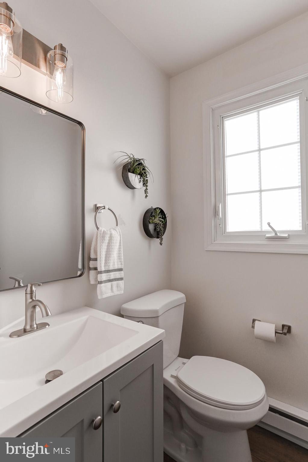 TWIN HILLS - Residential