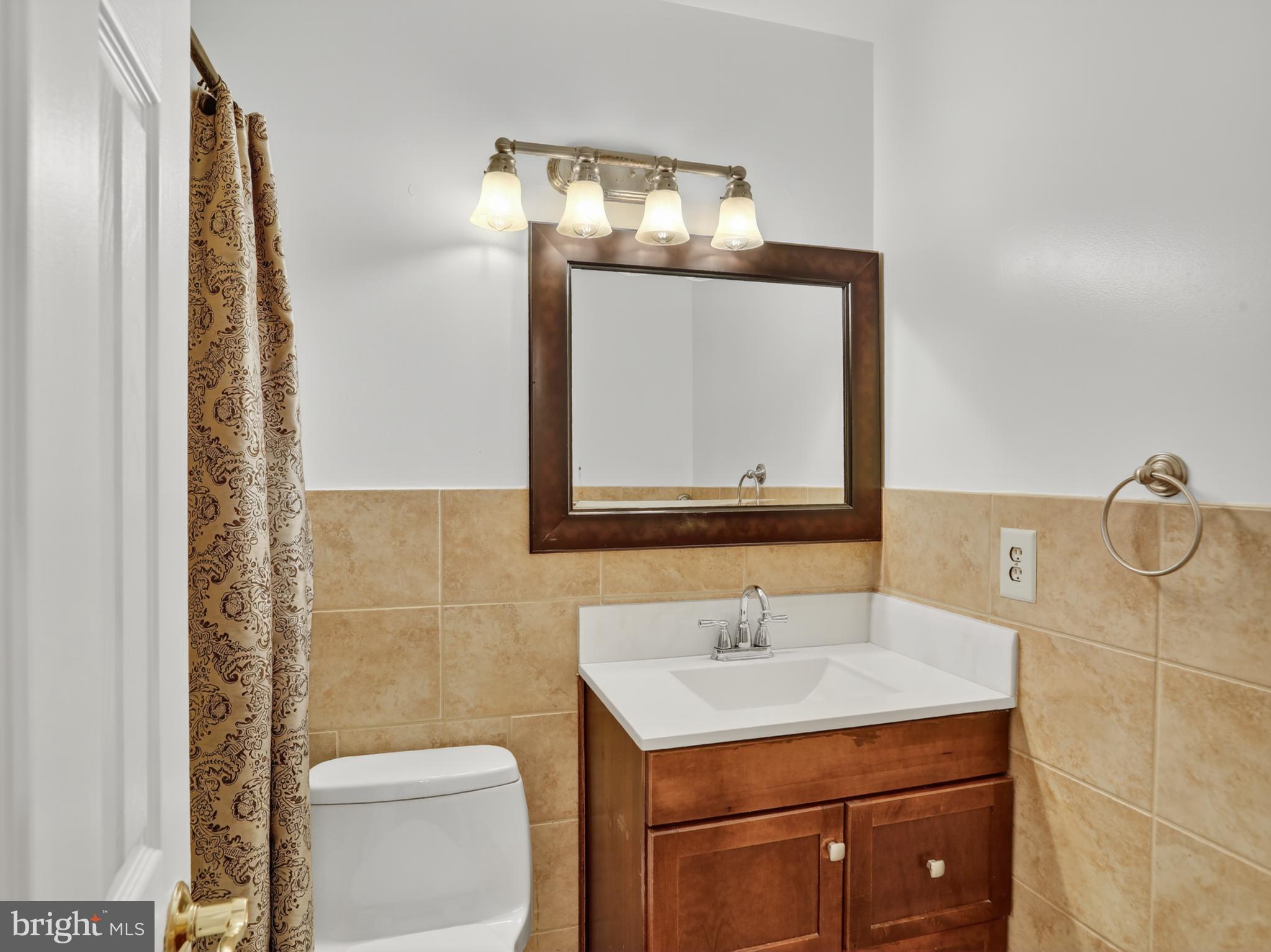 BURKE VILLAGE - Residential