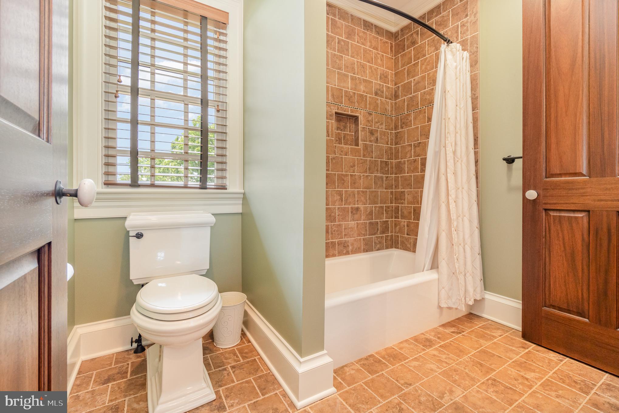 ELIZABETH TWP - Residential