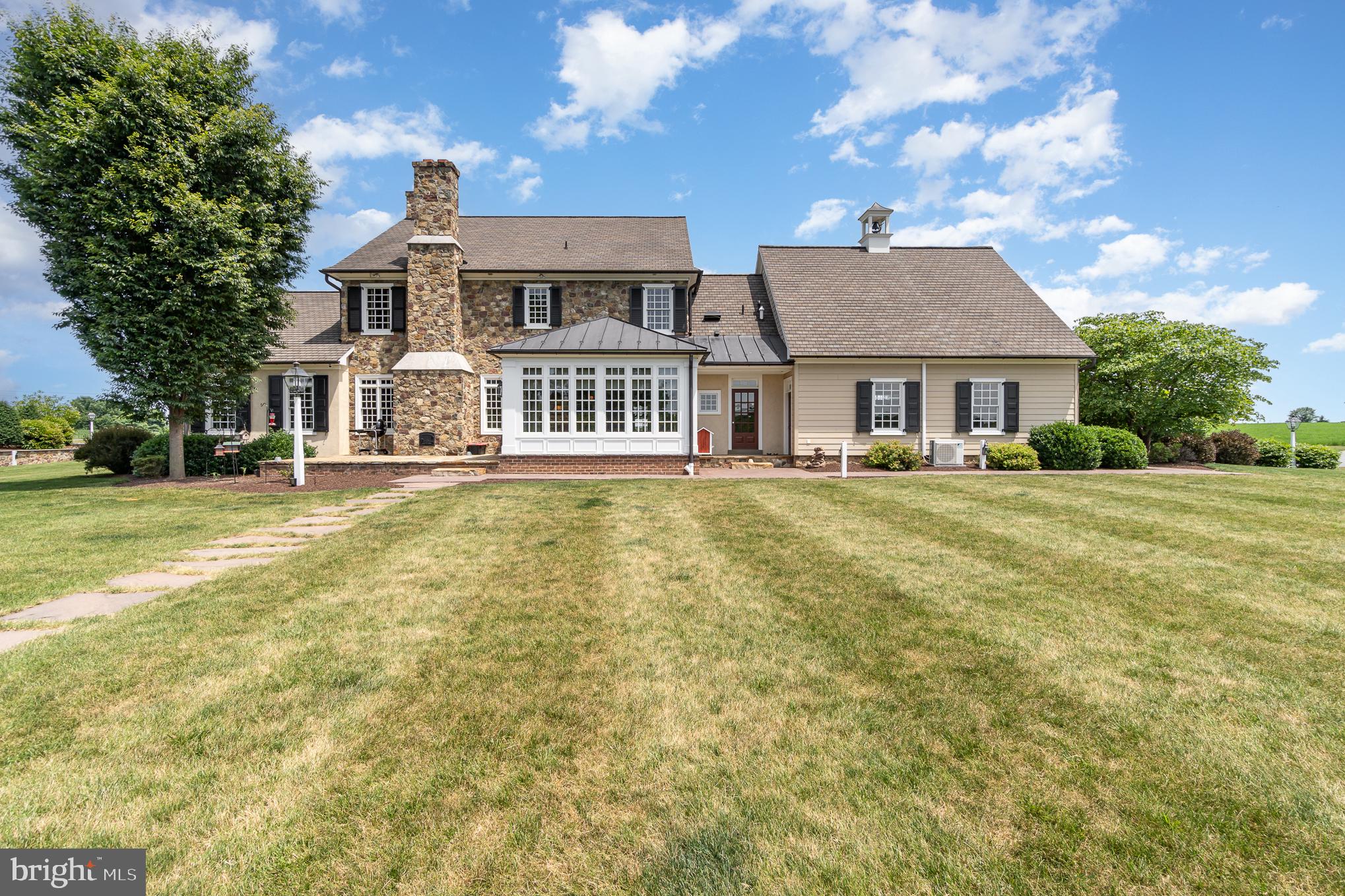 ELIZABETH TWP - Residential