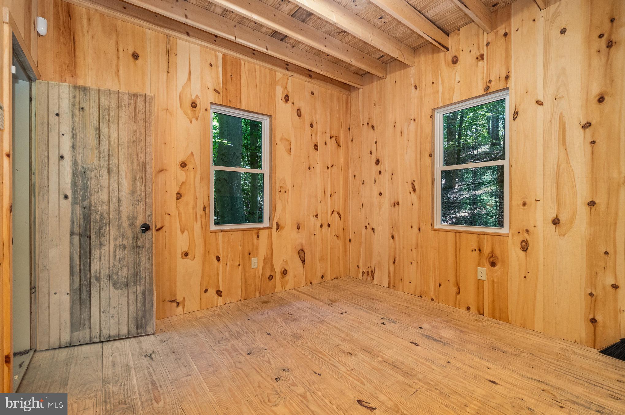 ELIZABETH TWP - Residential