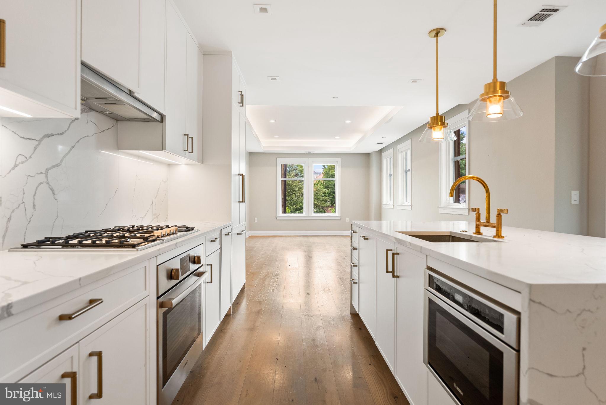 CHEVY CHASE - Residential