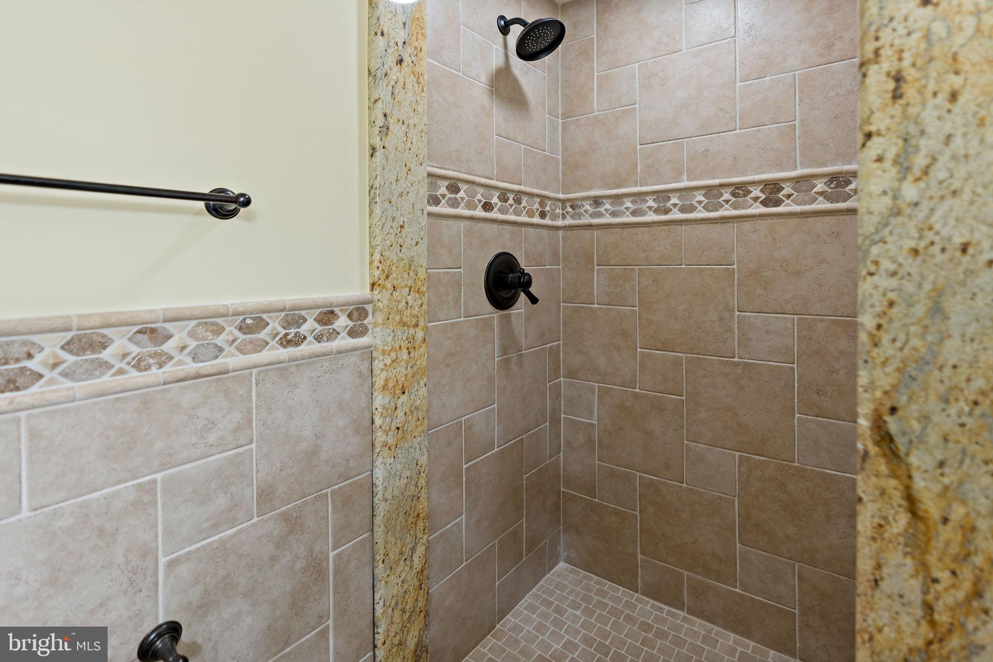 BENTWOOD ESTATES - Residential