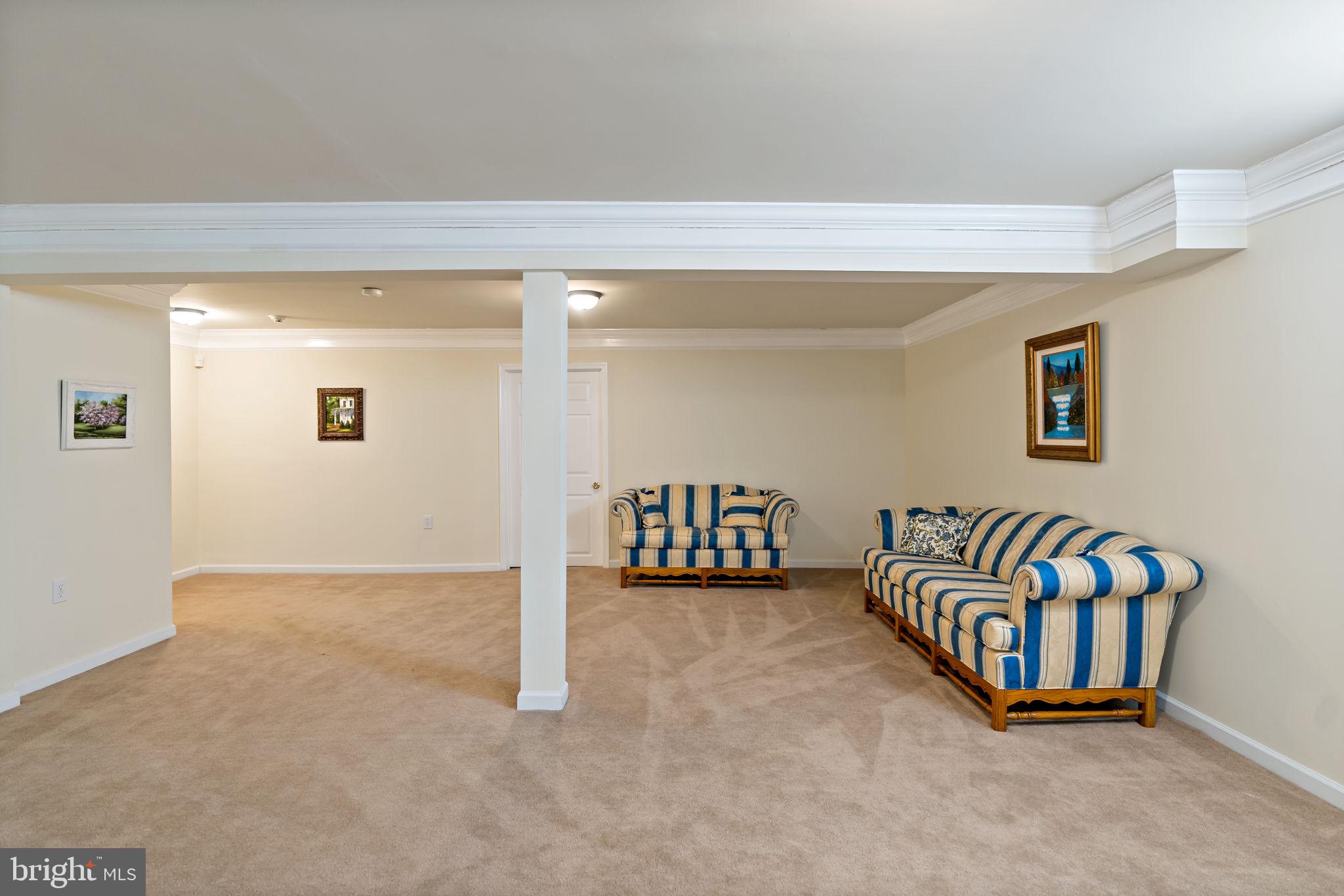 BENTWOOD ESTATES - Residential