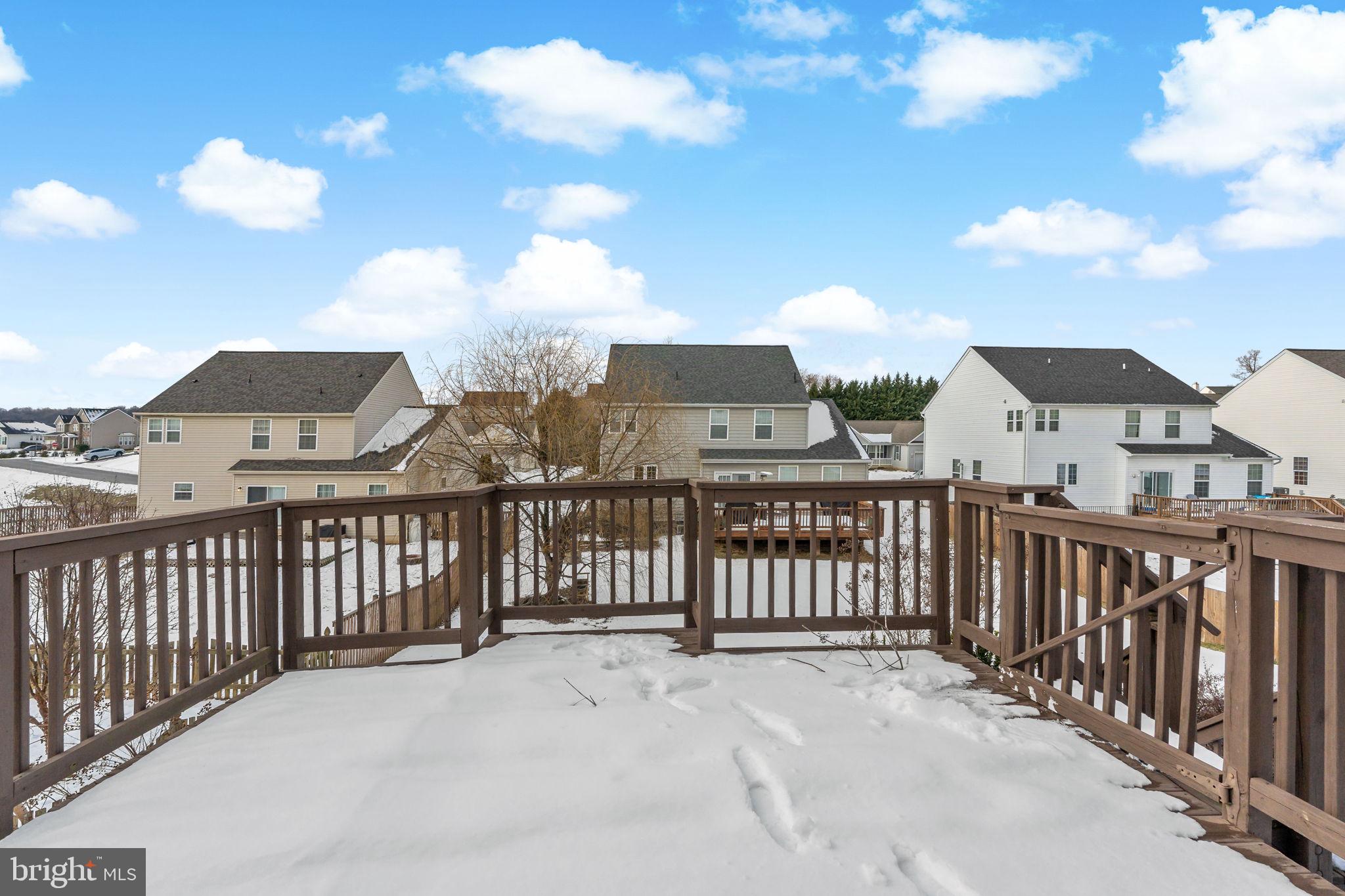 BENTWOOD ESTATES - Residential