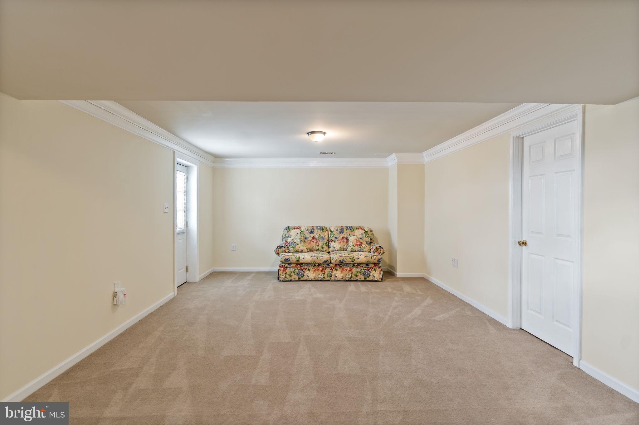 BENTWOOD ESTATES - Residential