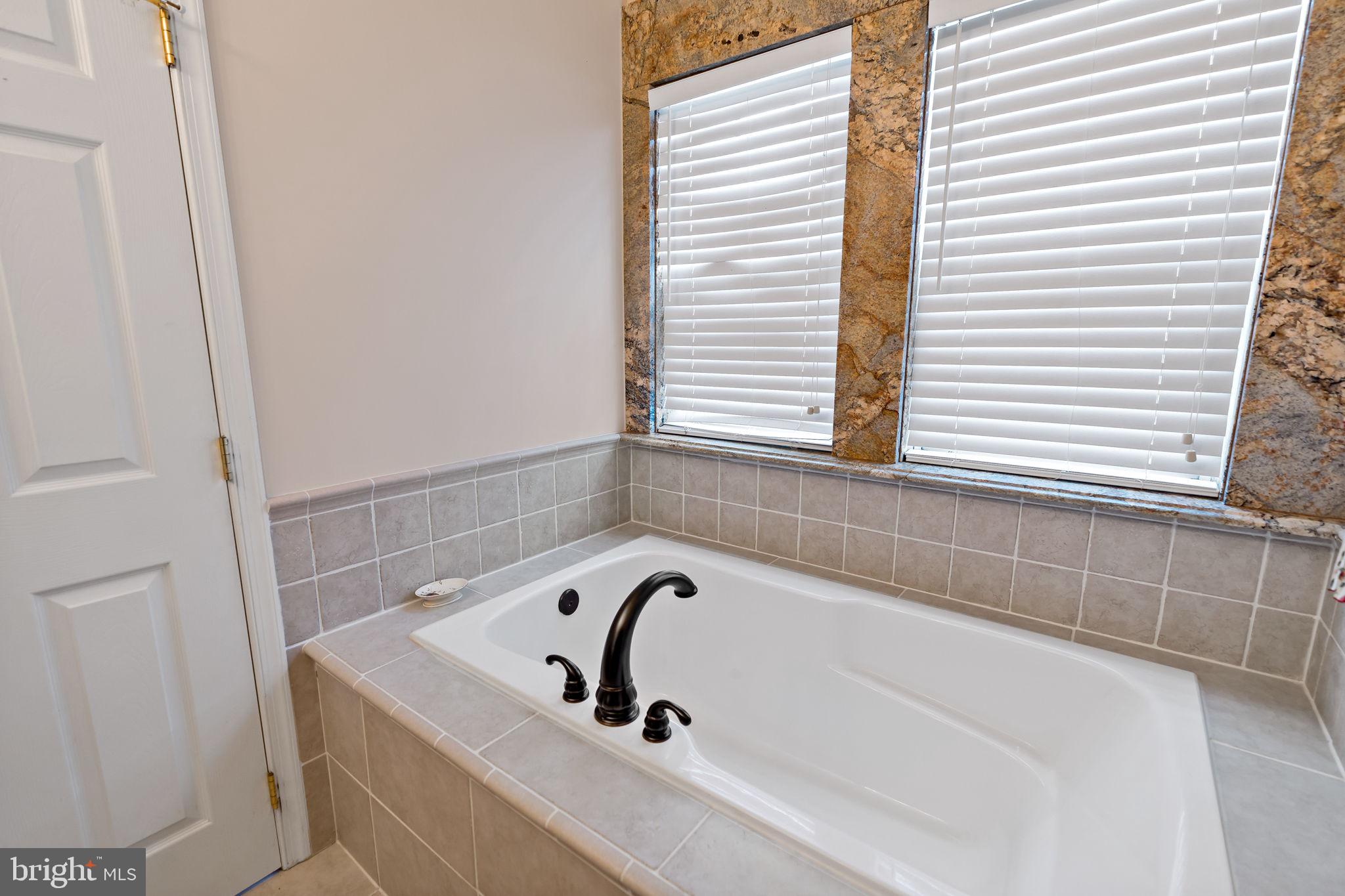 BENTWOOD ESTATES - Residential