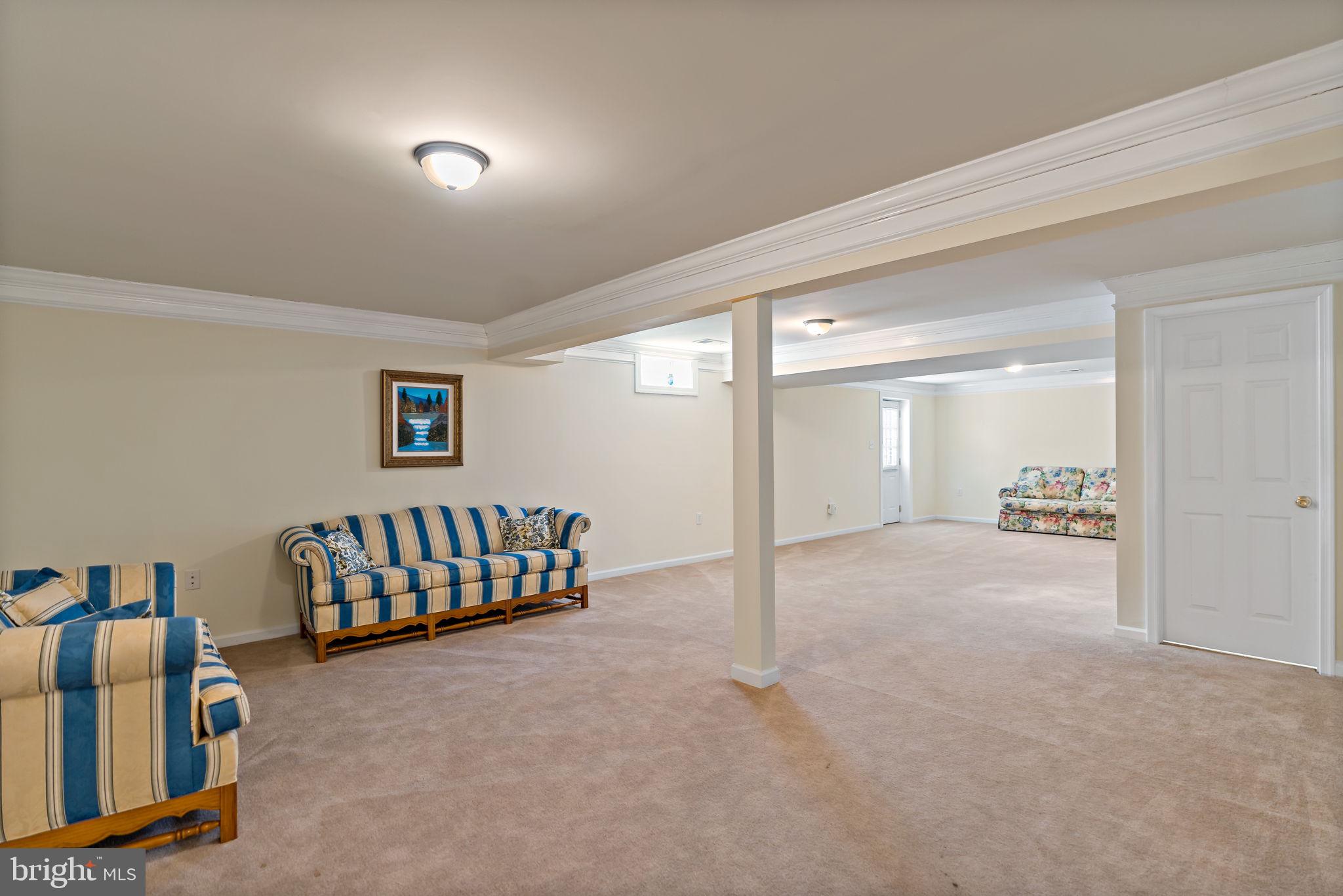 BENTWOOD ESTATES - Residential