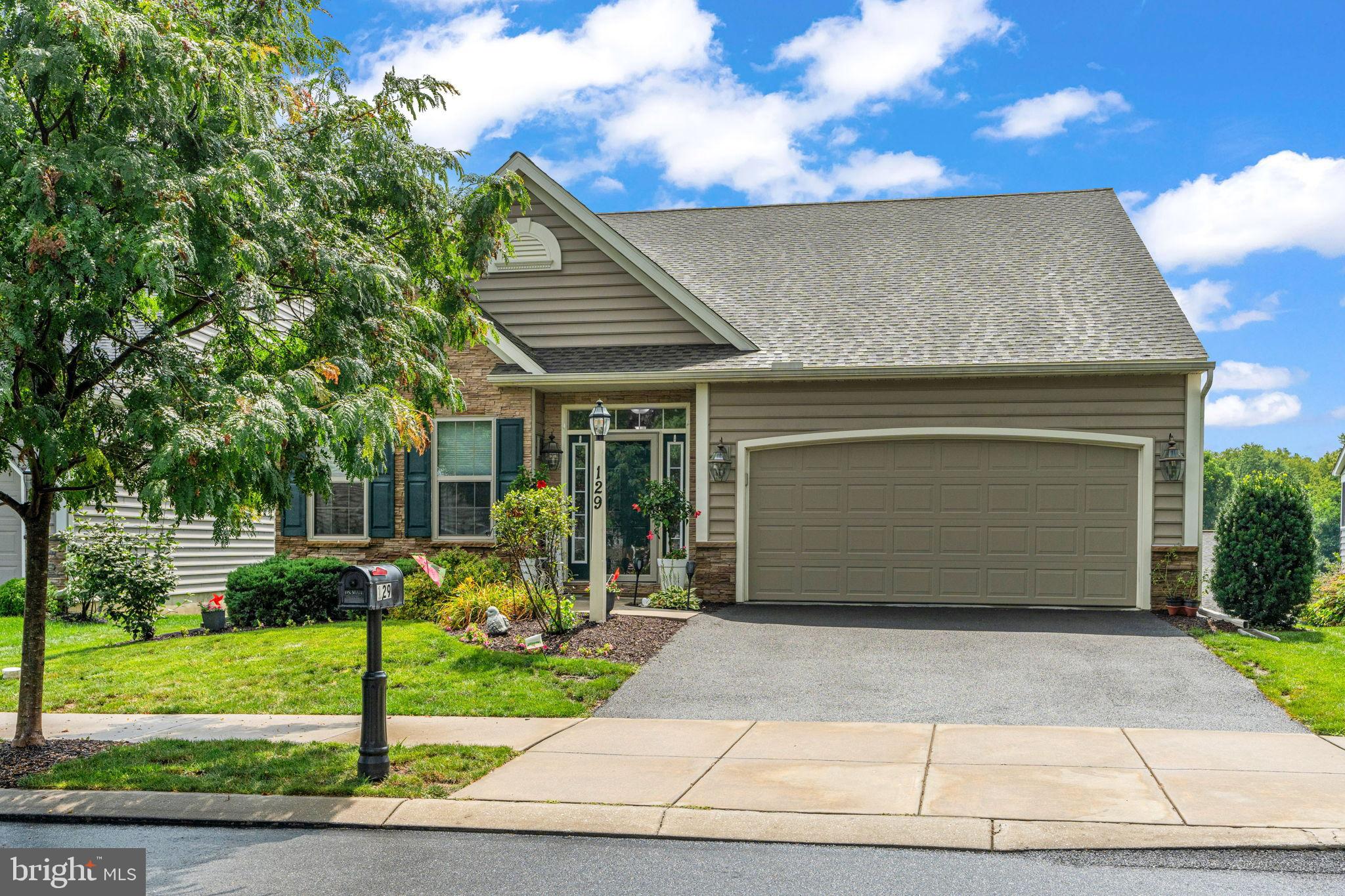 129 GOLDENFIELD DRIVE