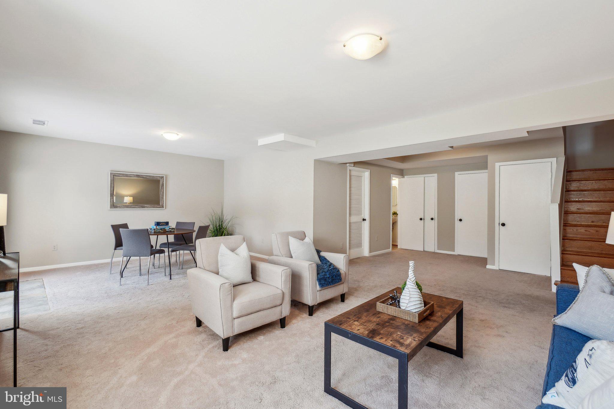 WOODLEY GARDENS COOP - Residential