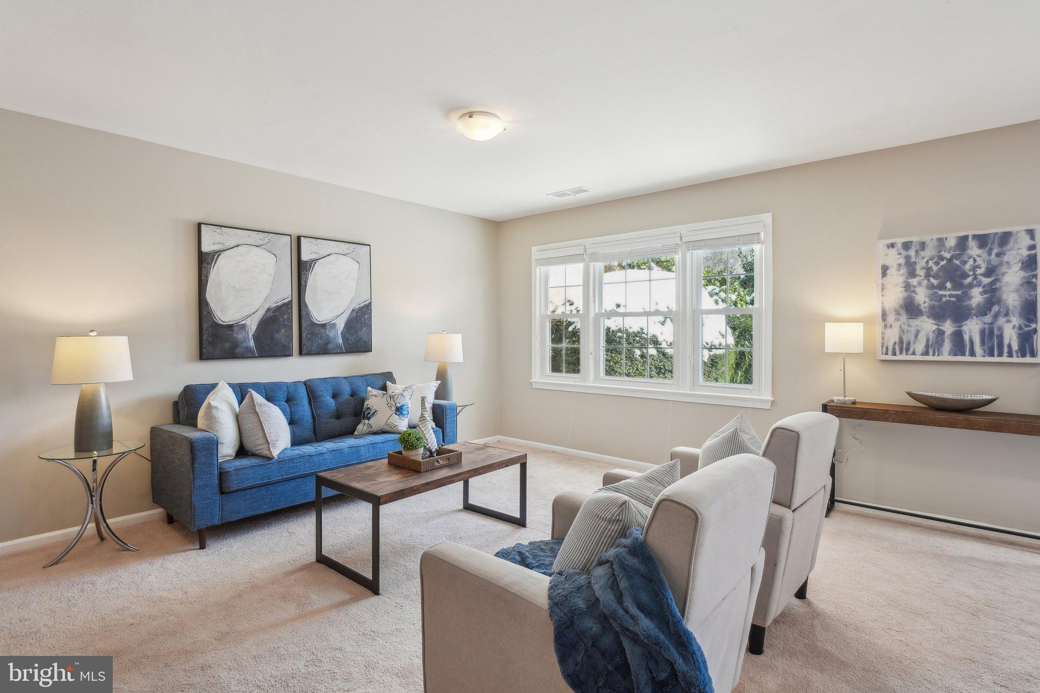 WOODLEY GARDENS COOP - Residential