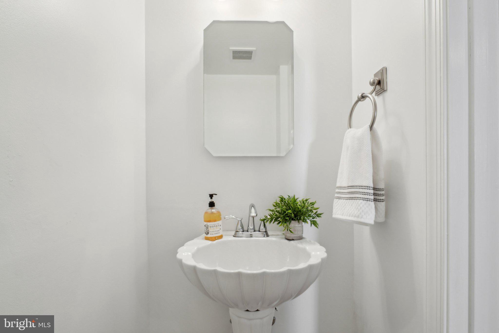 WOODLEY GARDENS COOP - Residential