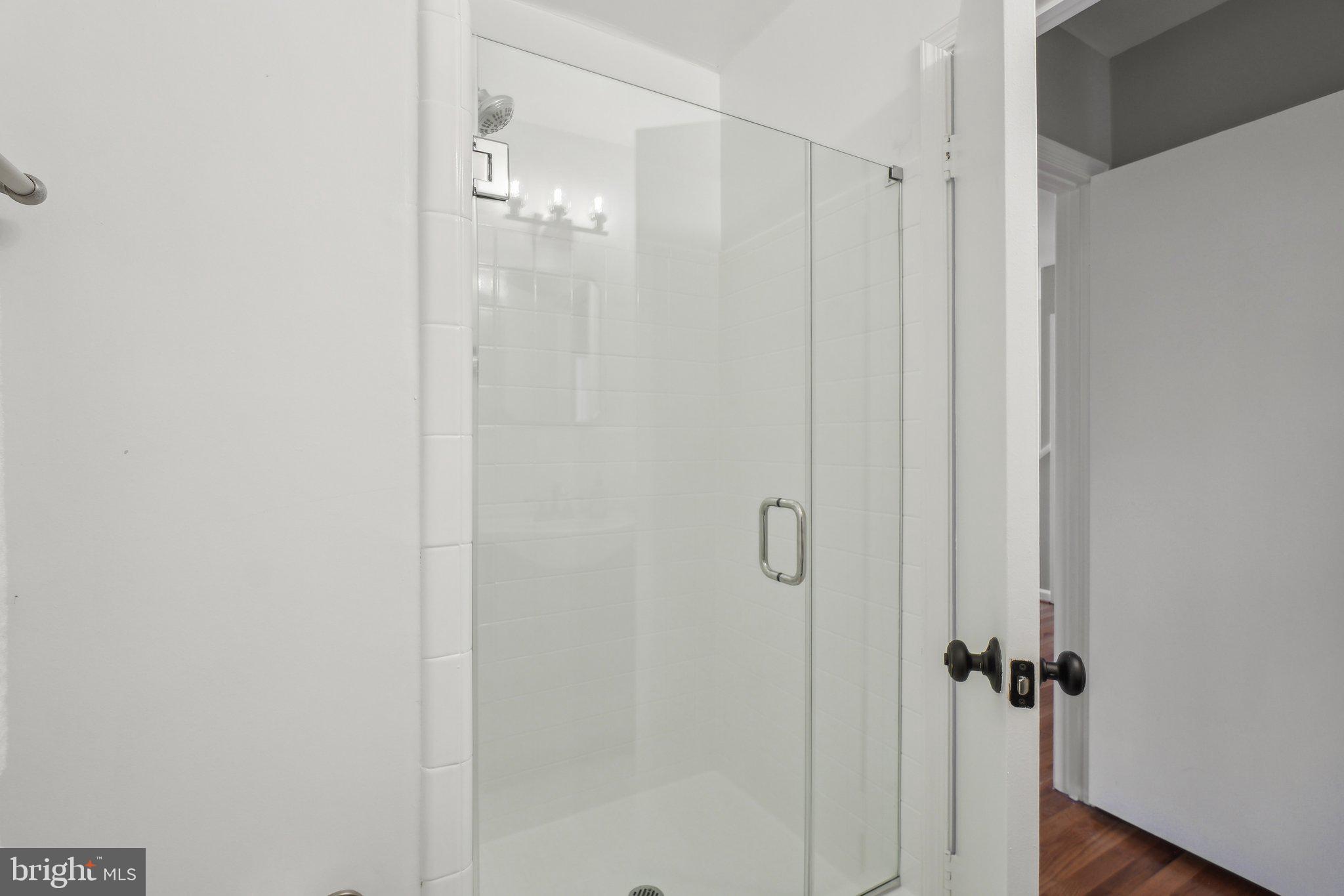 WOODLEY GARDENS COOP - Residential