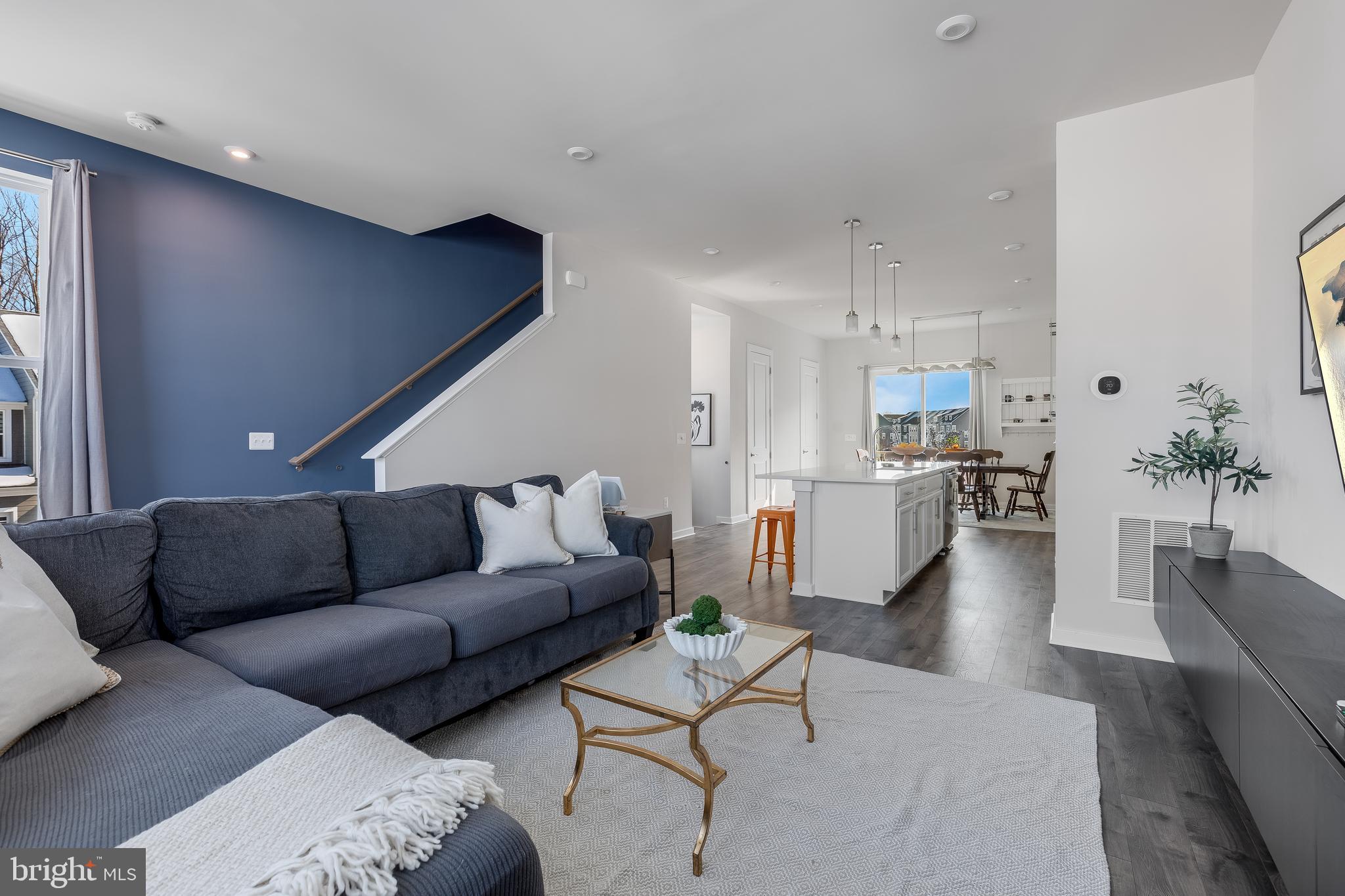 POTOMAC SHORES - Residential