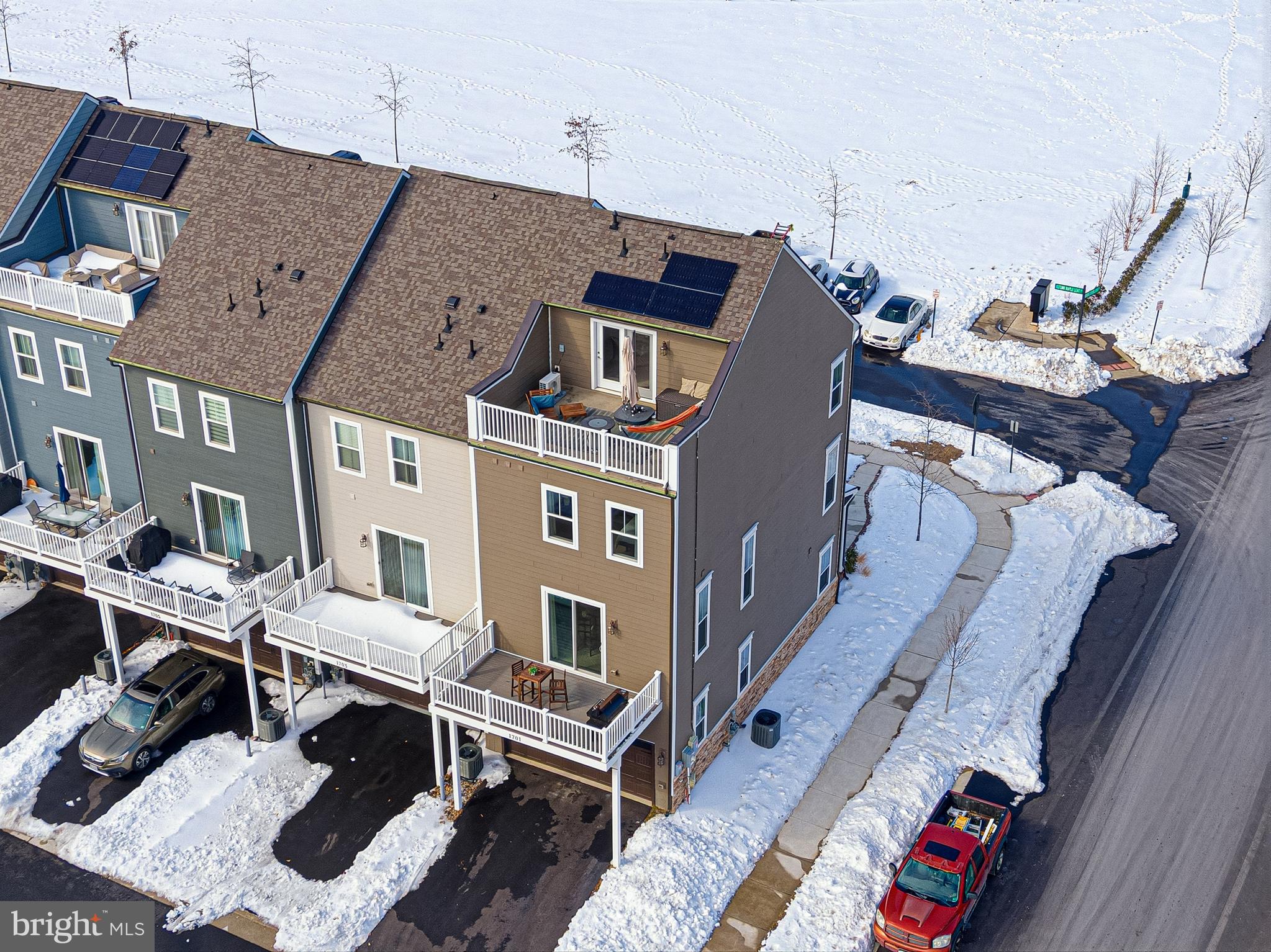 POTOMAC SHORES - Residential