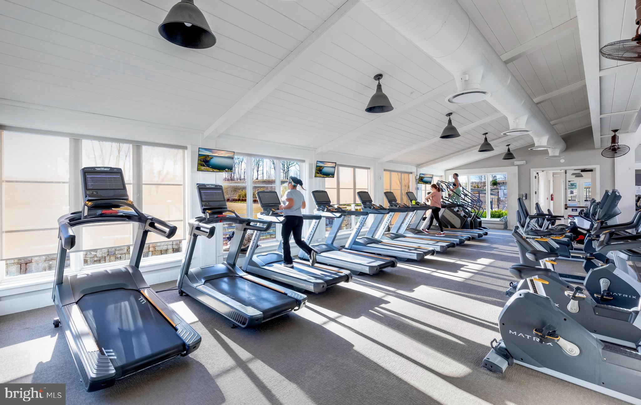 POTOMAC SHORES - Residential