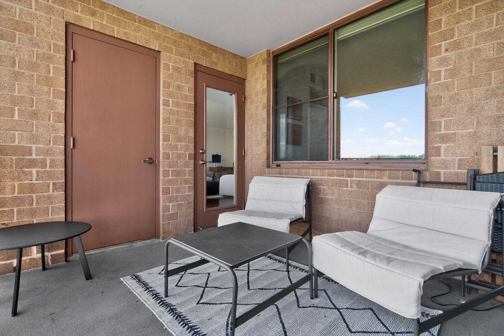 GROSVENOR PARK TOWNHOME CONDOMINIUMS - Residential