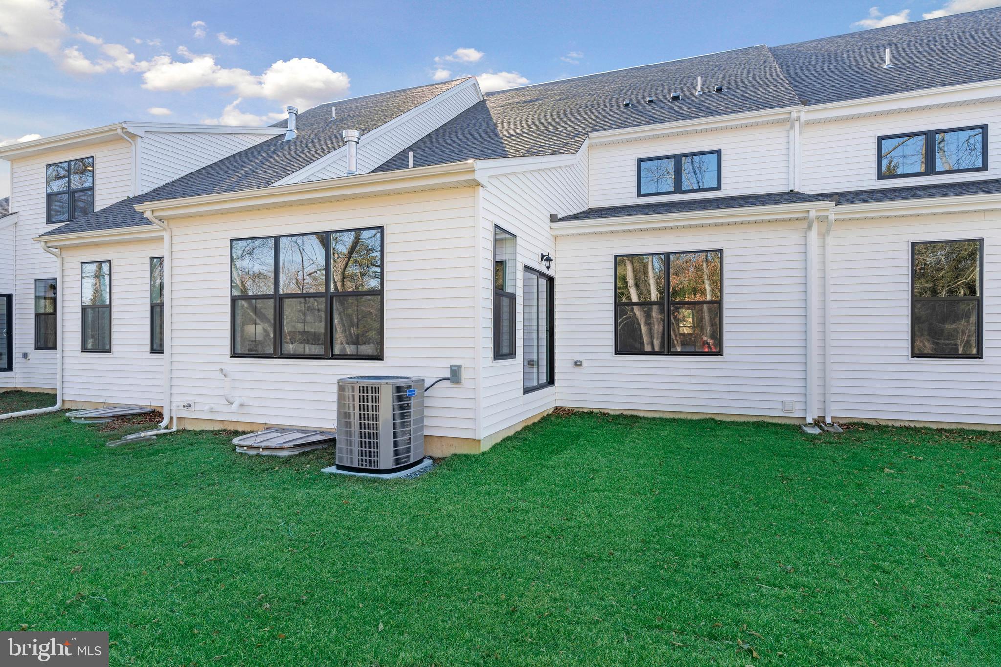 BRIAR CREEK - Residential