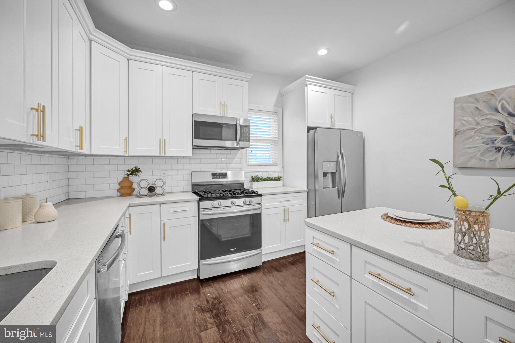 HAMILTON HEIGHTS - Residential