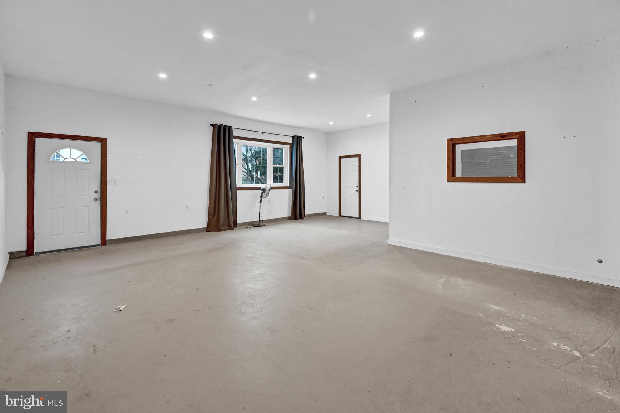 HAMILTON HEIGHTS - Residential