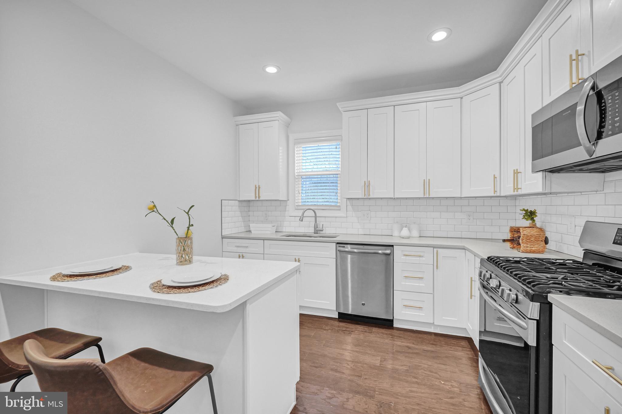 HAMILTON HEIGHTS - Residential