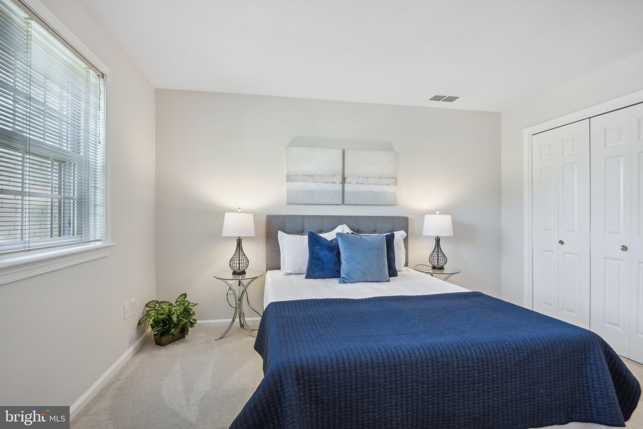 KENWOOD FOREST - Residential