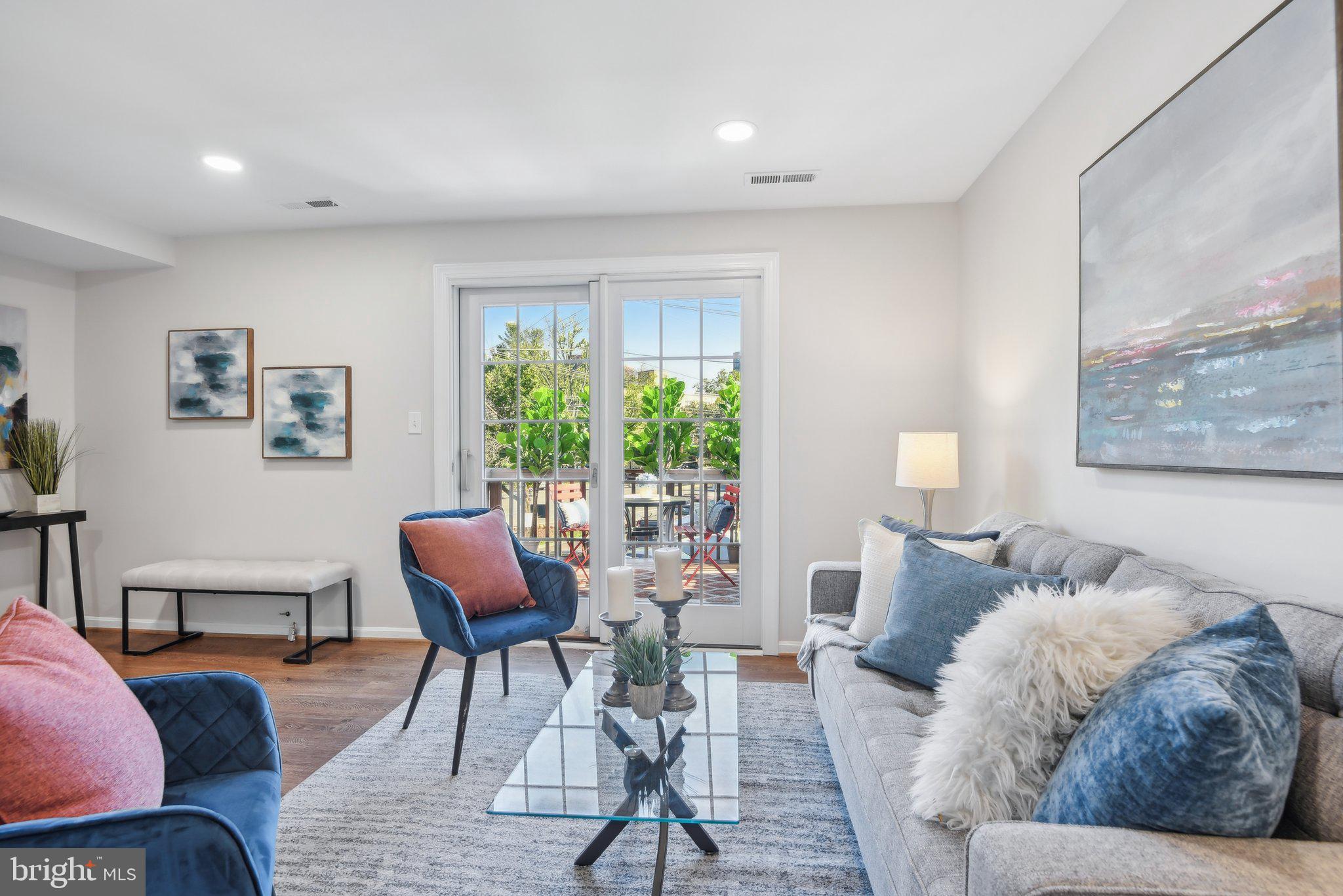 KENWOOD FOREST - Residential