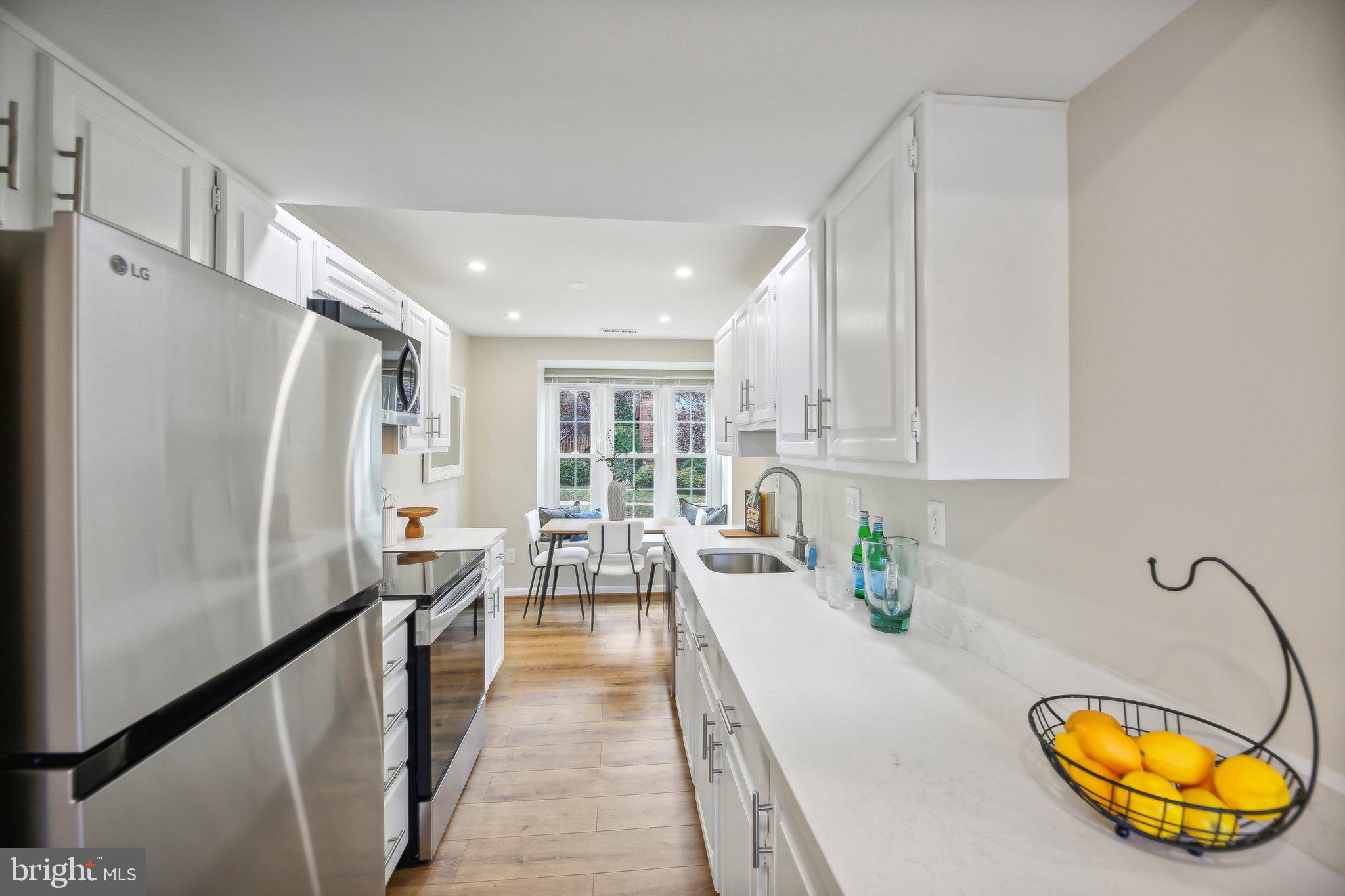 KENWOOD FOREST - Residential