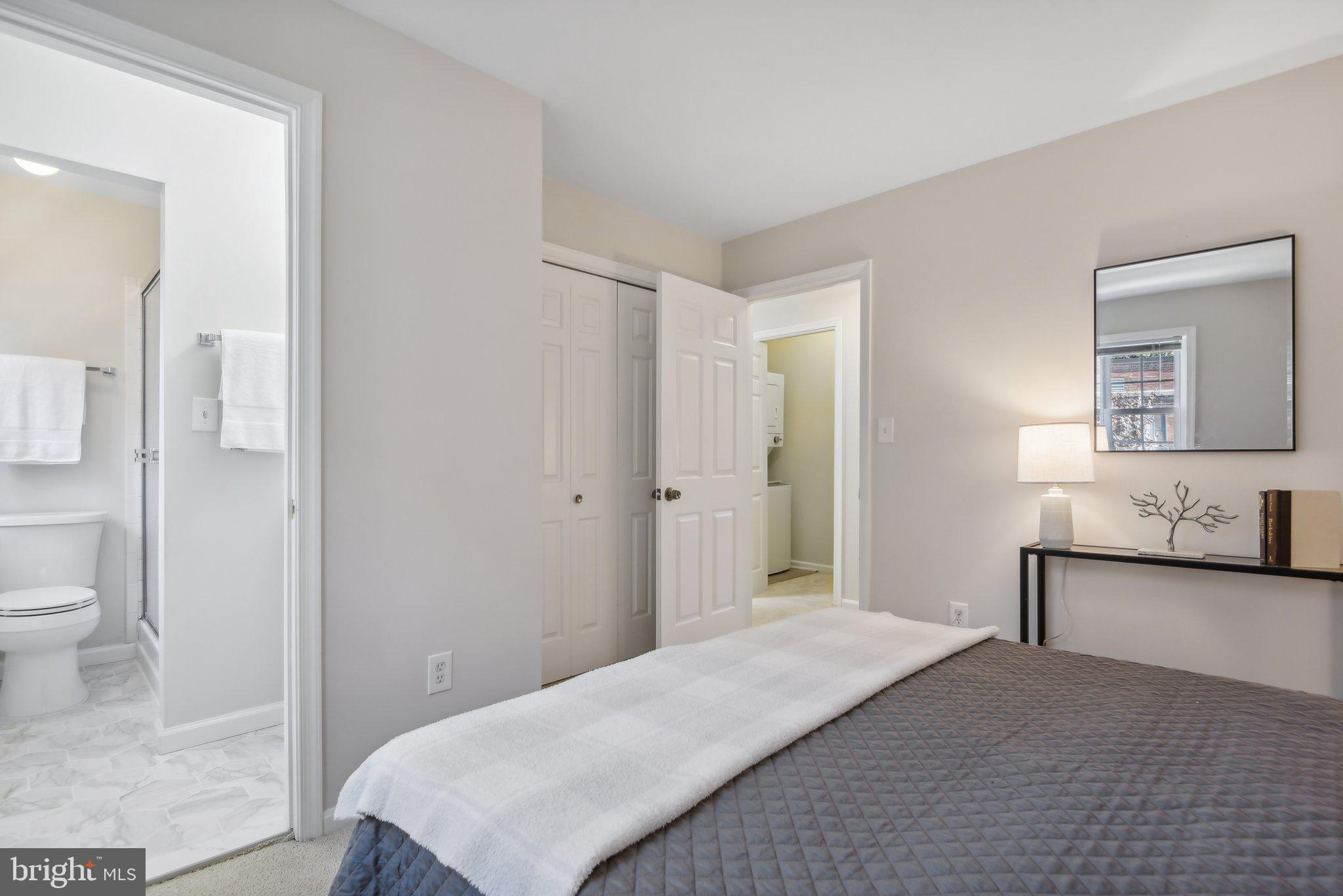 KENWOOD FOREST - Residential