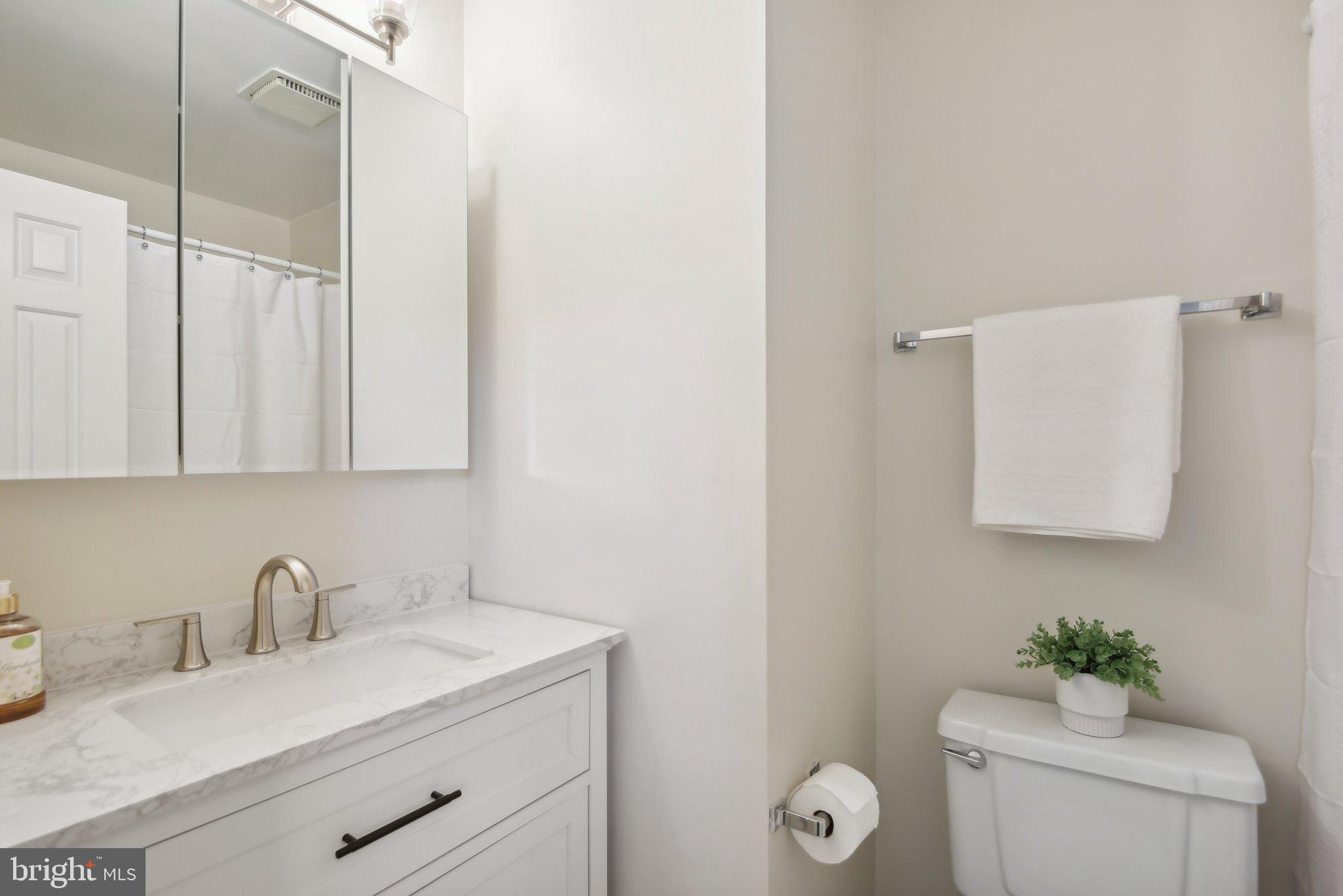 KENWOOD FOREST - Residential