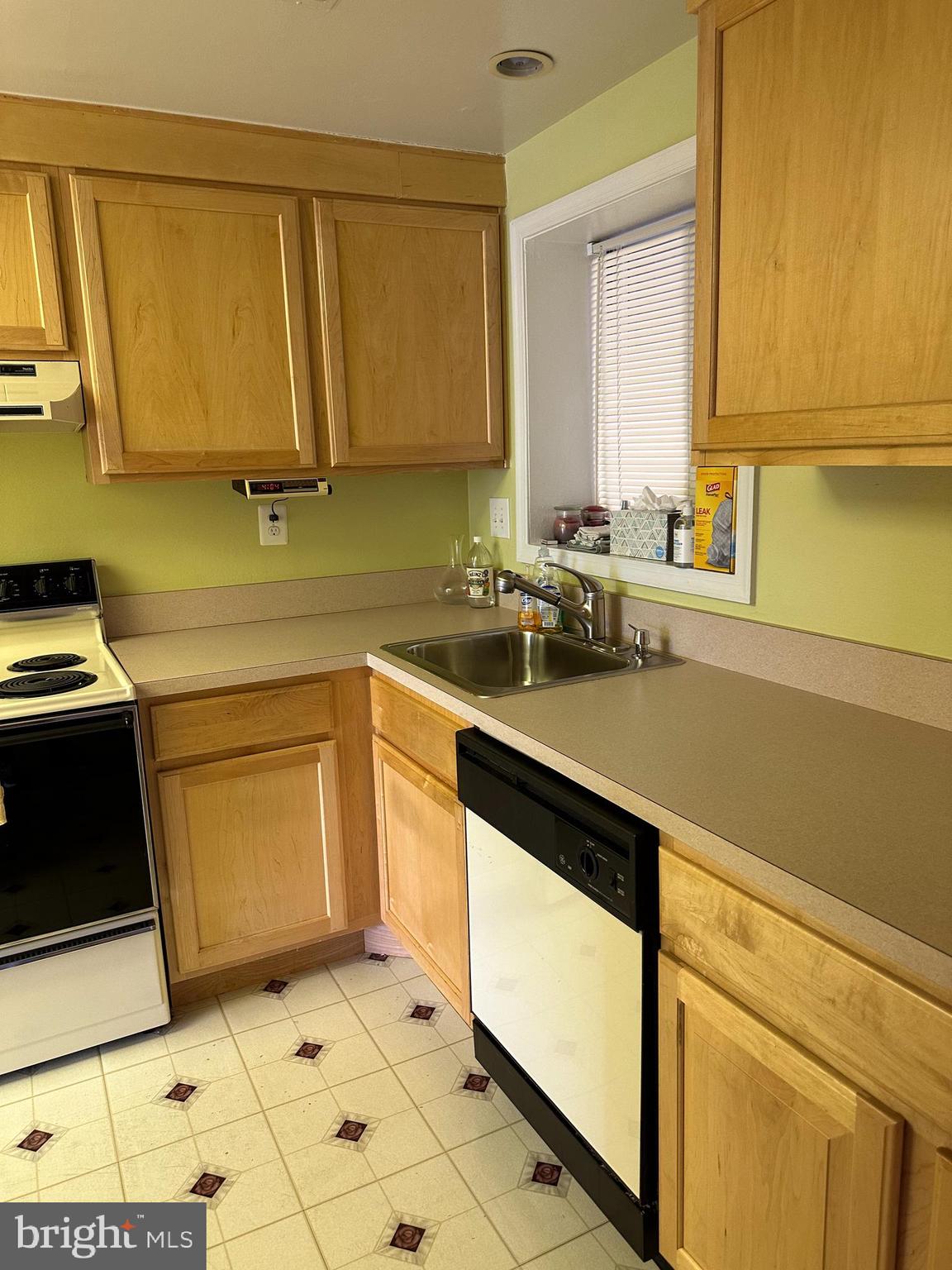 ROSSMOOR MUTUAL - Residential