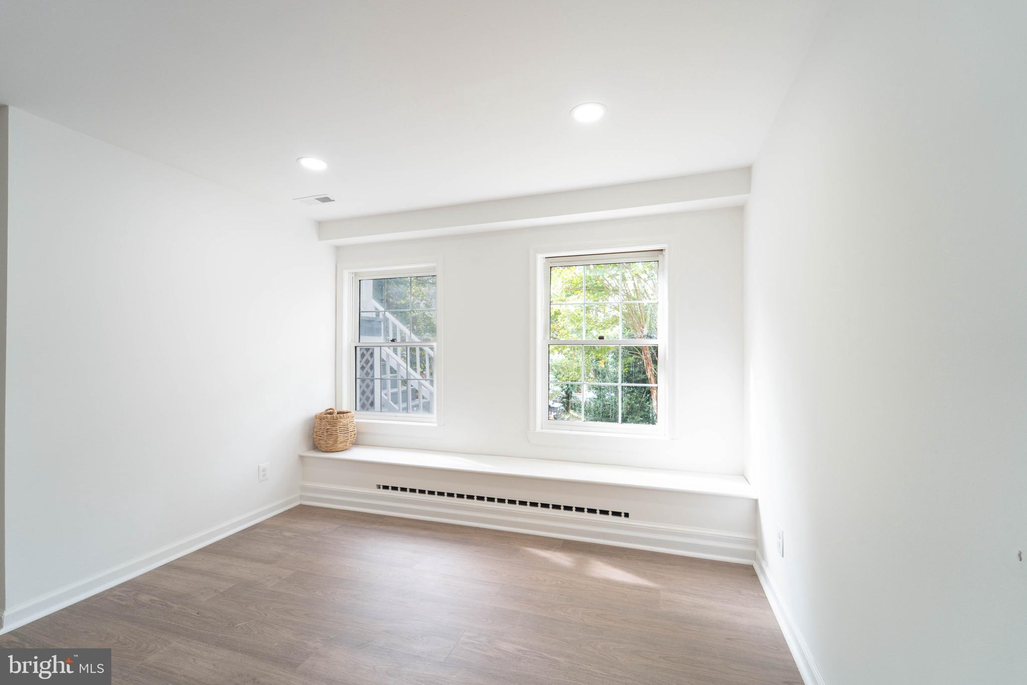 AQUIA HARBOUR - Residential Lease