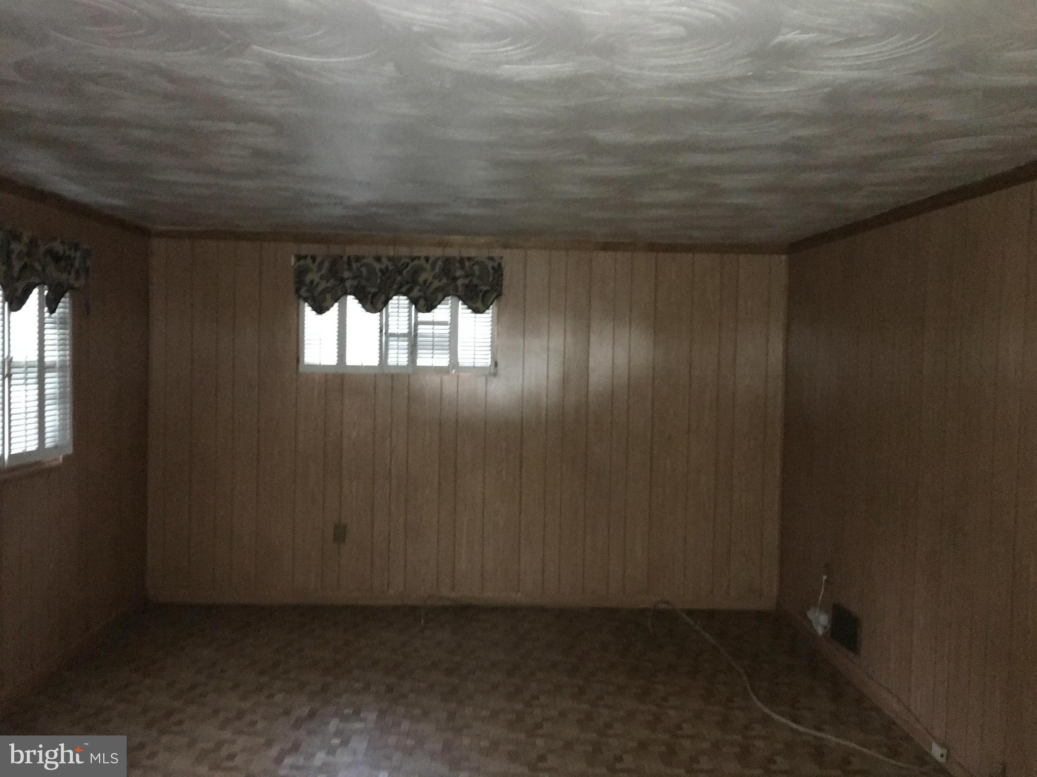 SCHROM HILLS - Residential