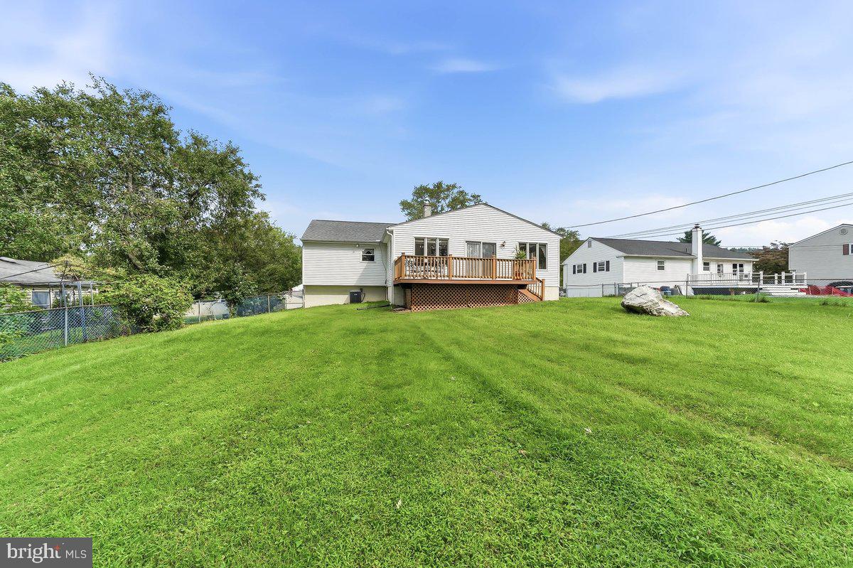 402 FARMHOUSE ROAD