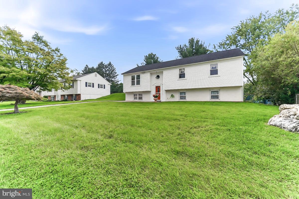 402 FARMHOUSE ROAD
