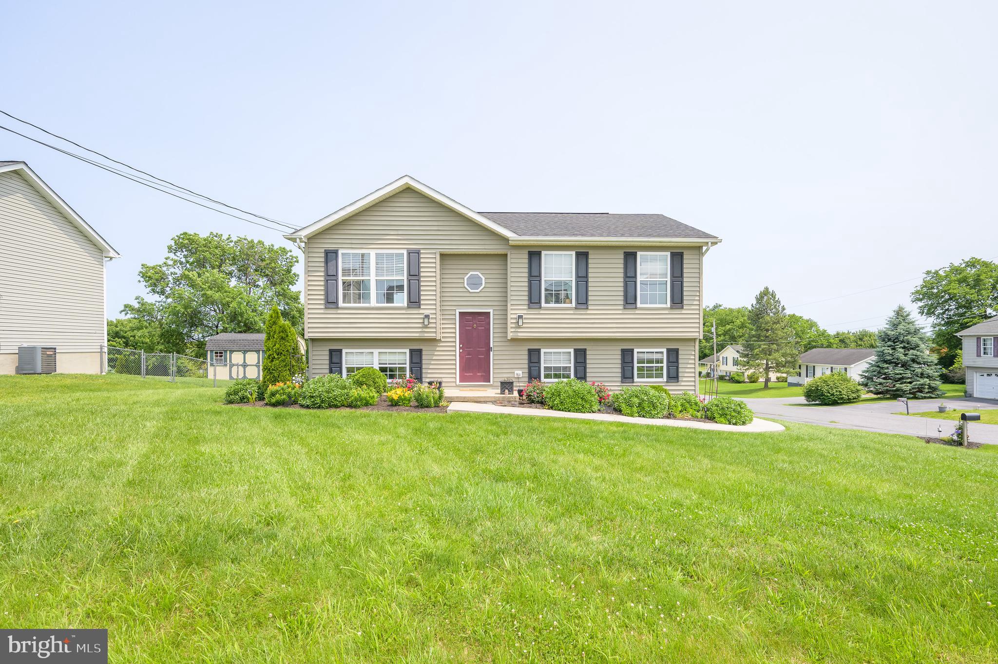 PIKESIDE MEADOWS - Residential